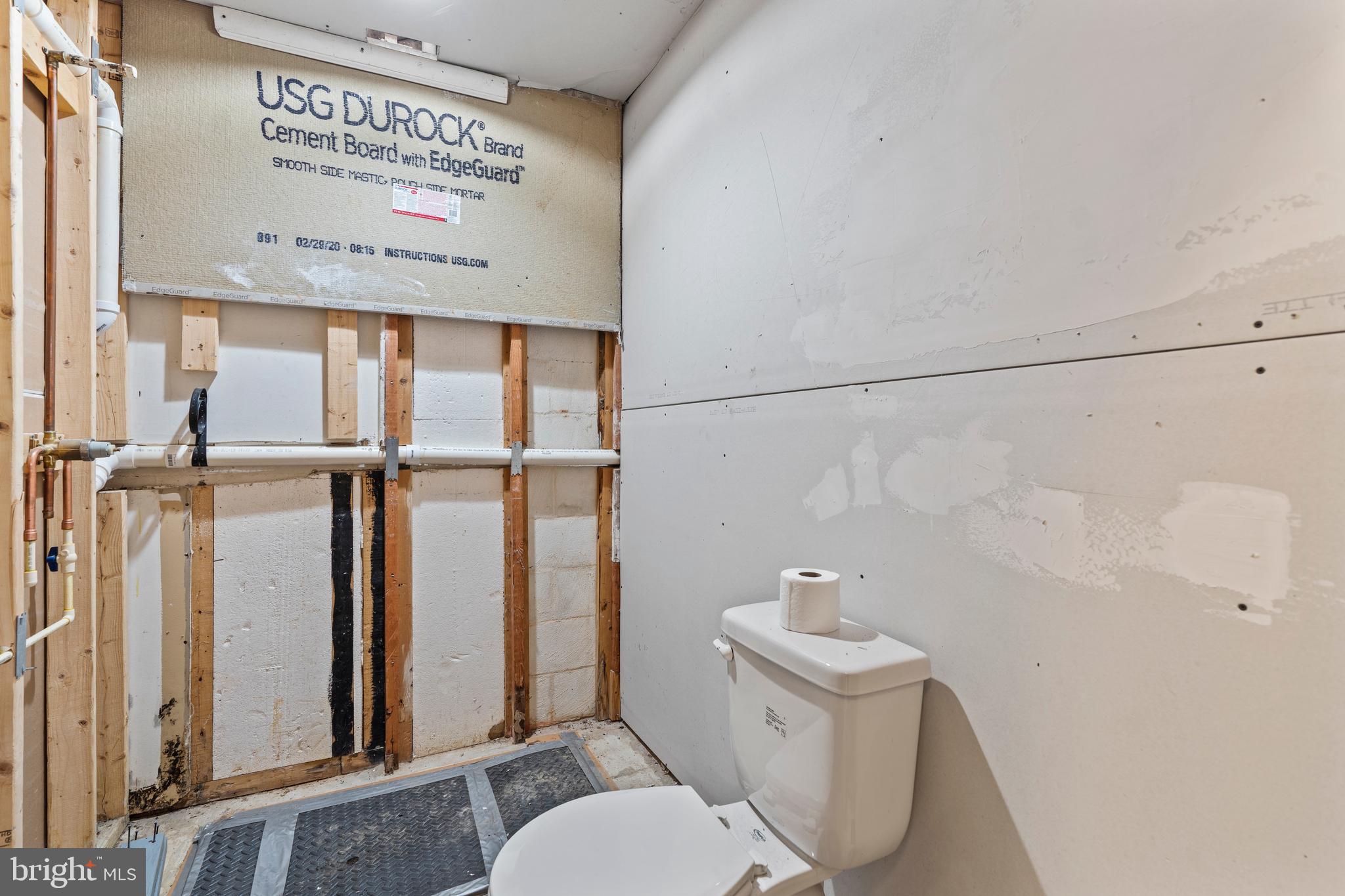 SHARPSBURG - Residential