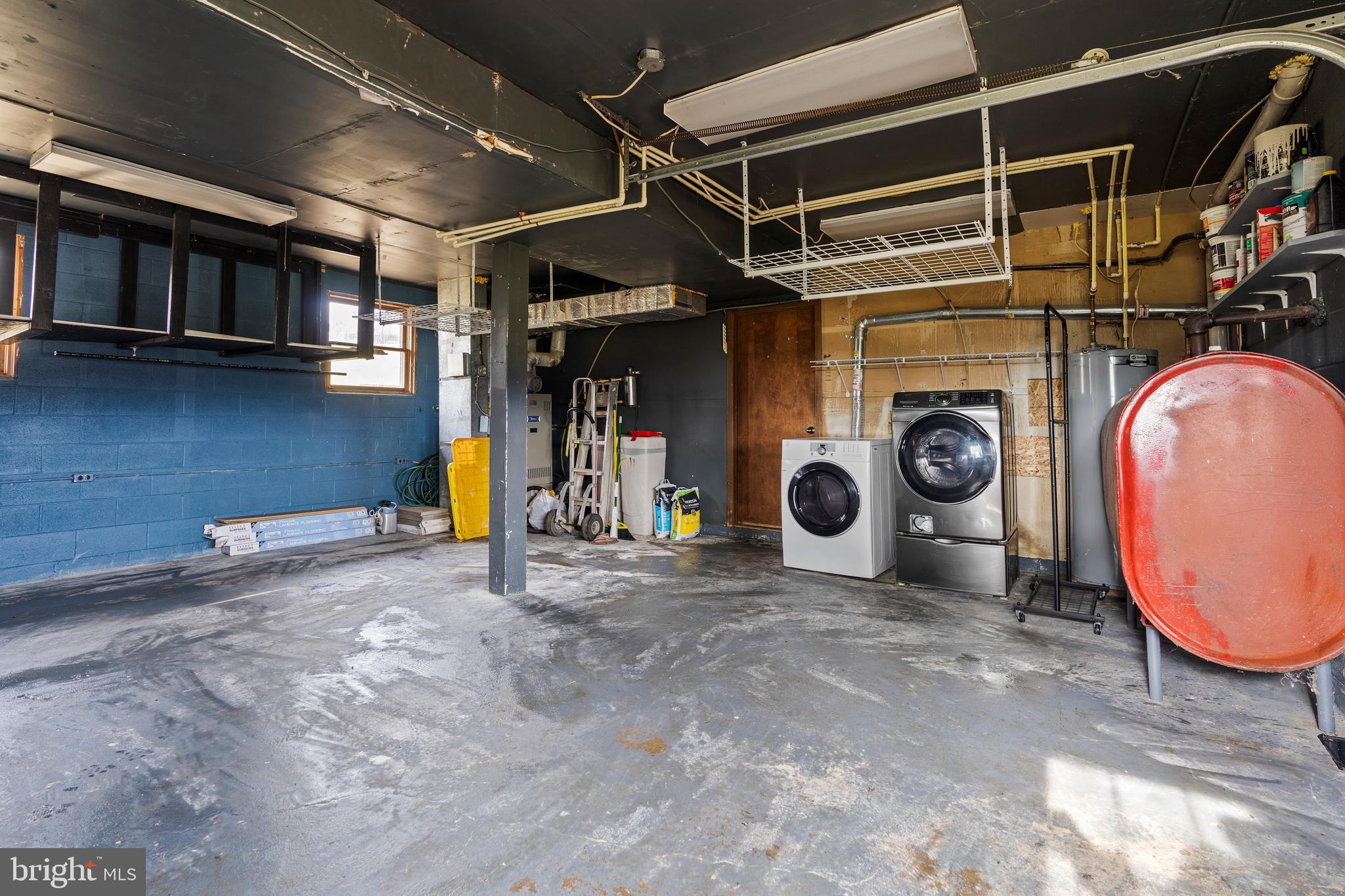 SHARPSBURG - Residential