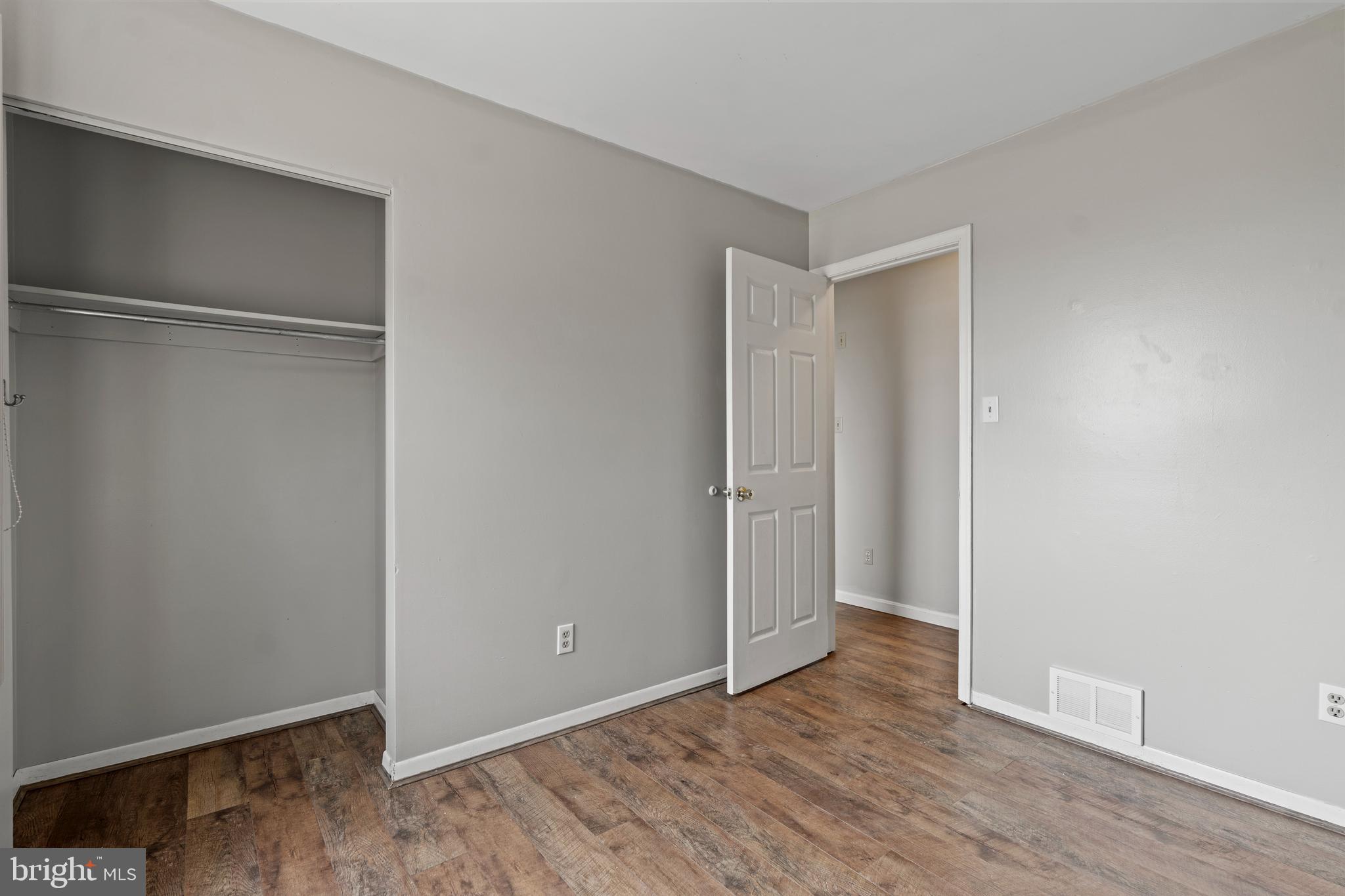 SHARPSBURG - Residential