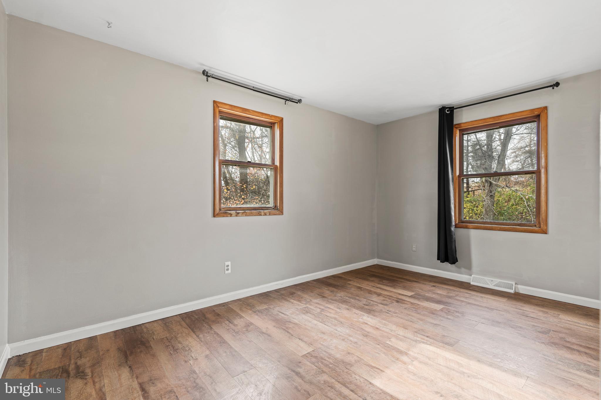 SHARPSBURG - Residential