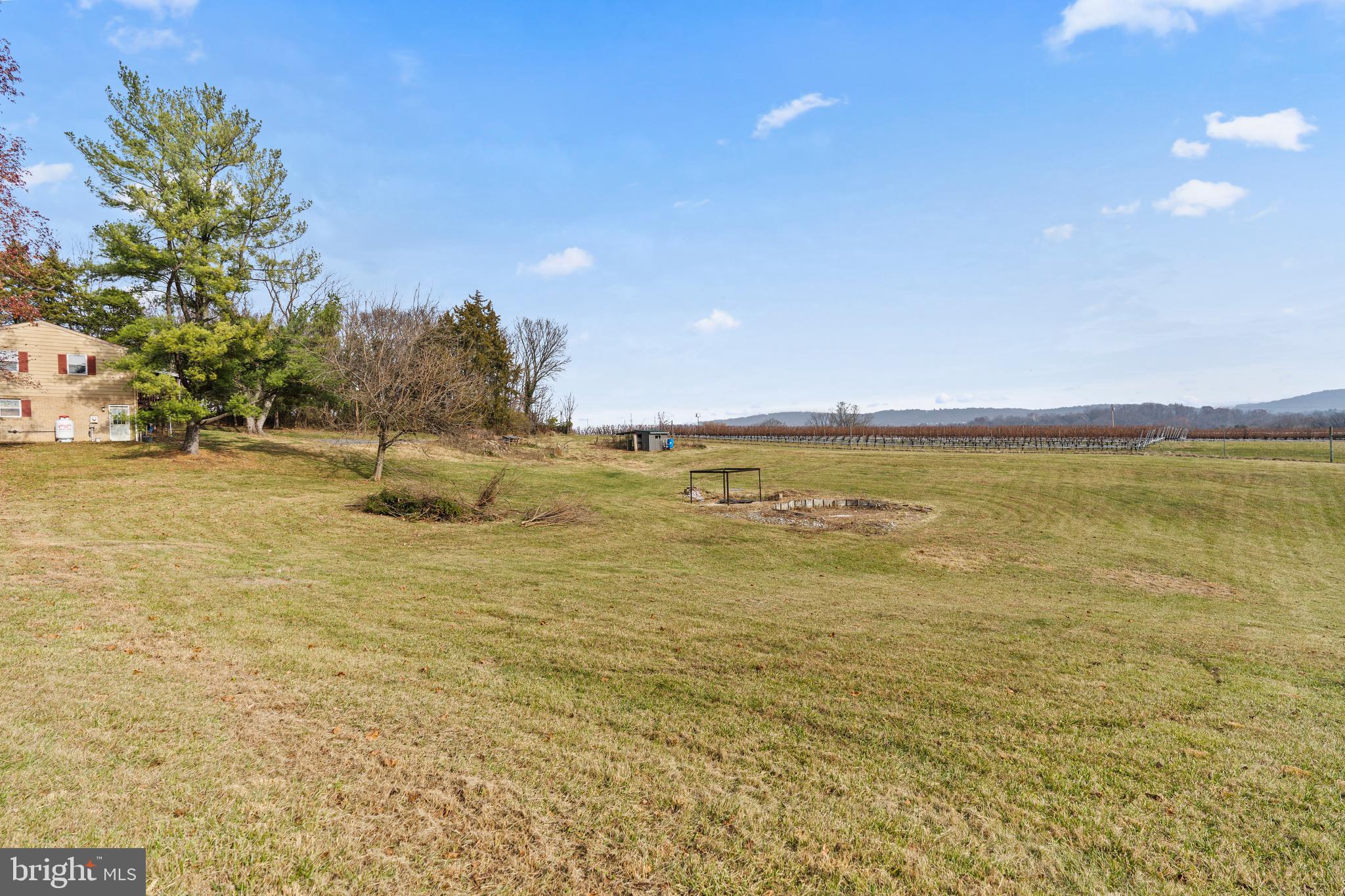 SHARPSBURG - Residential