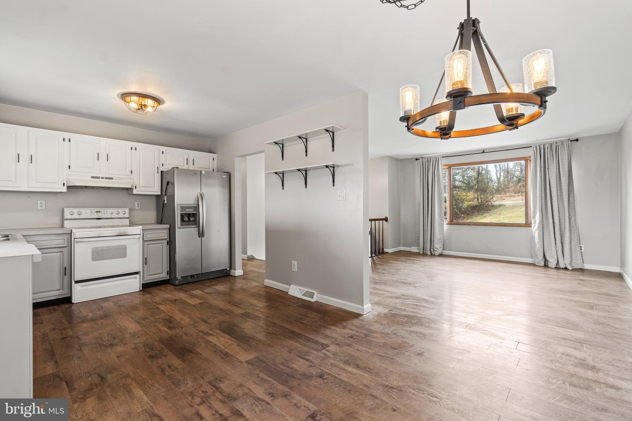 SHARPSBURG - Residential