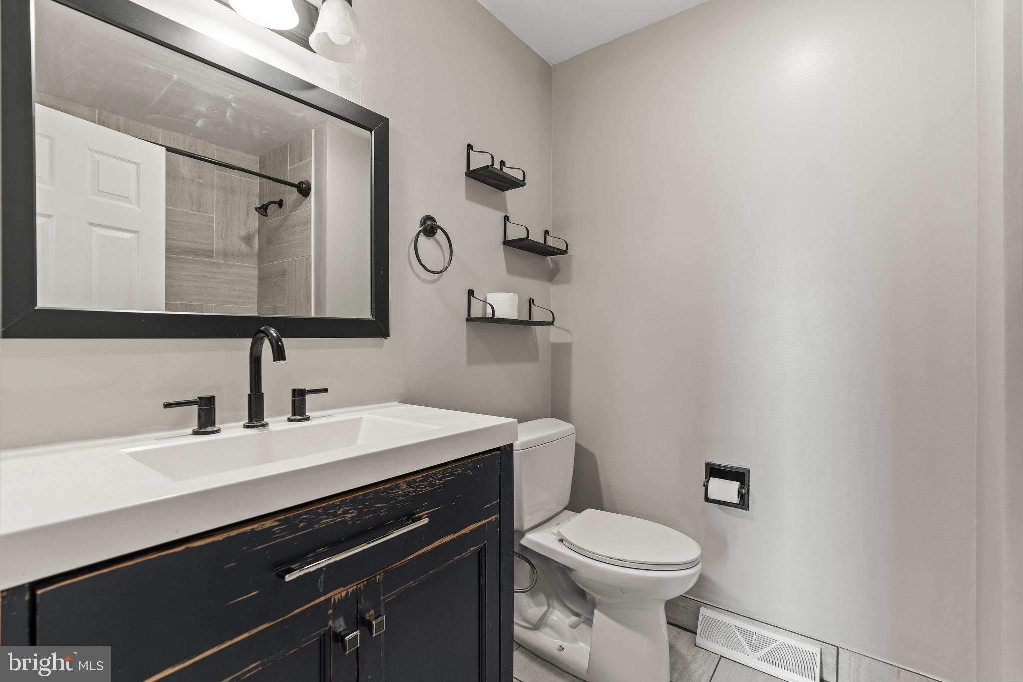 SHARPSBURG - Residential