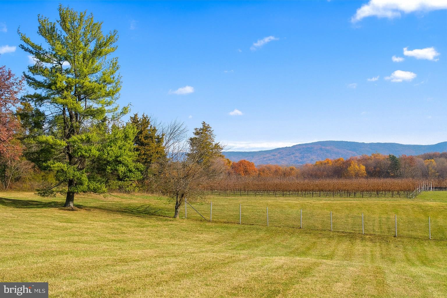 SHARPSBURG - Residential