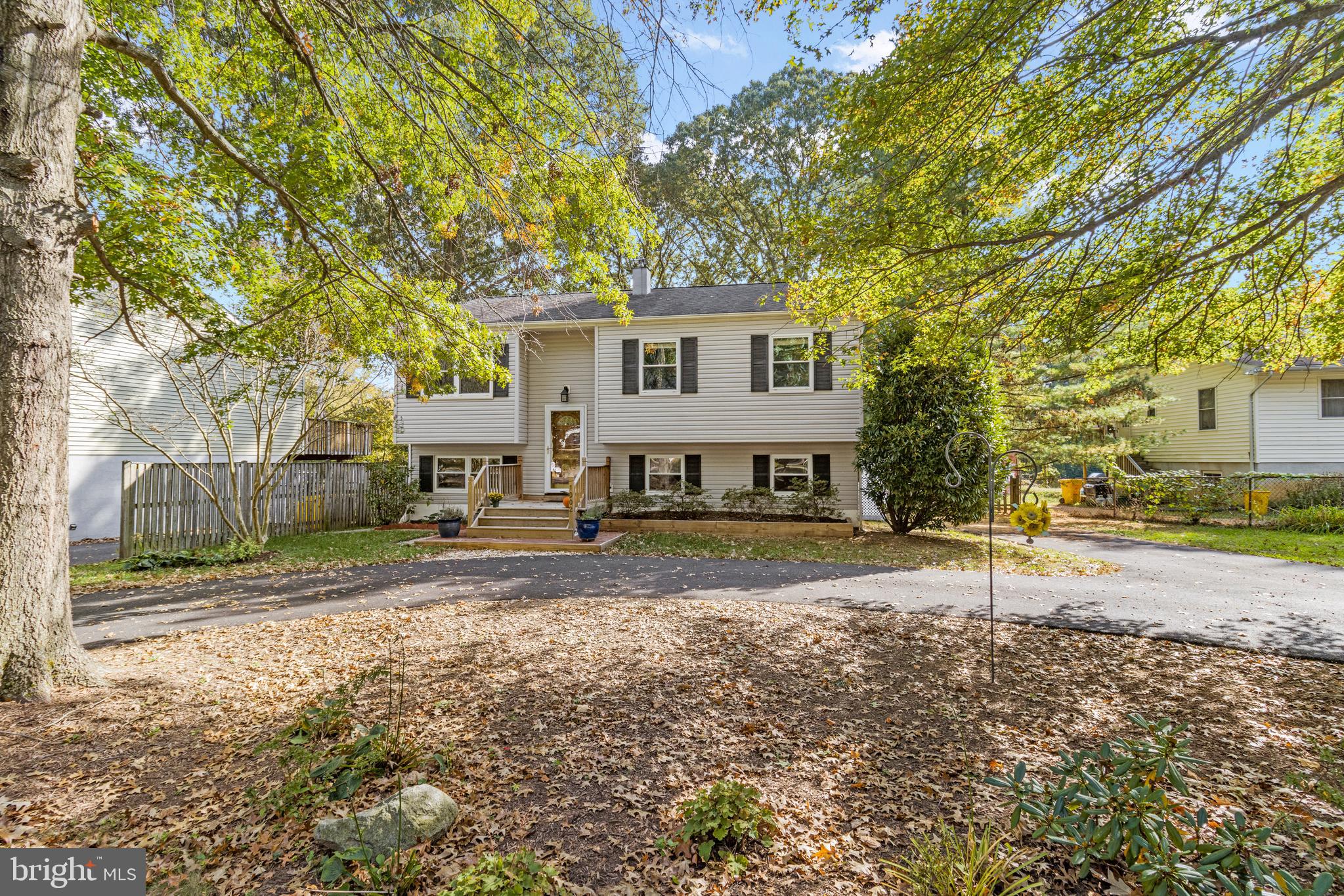 SHORE ACRES - Residential