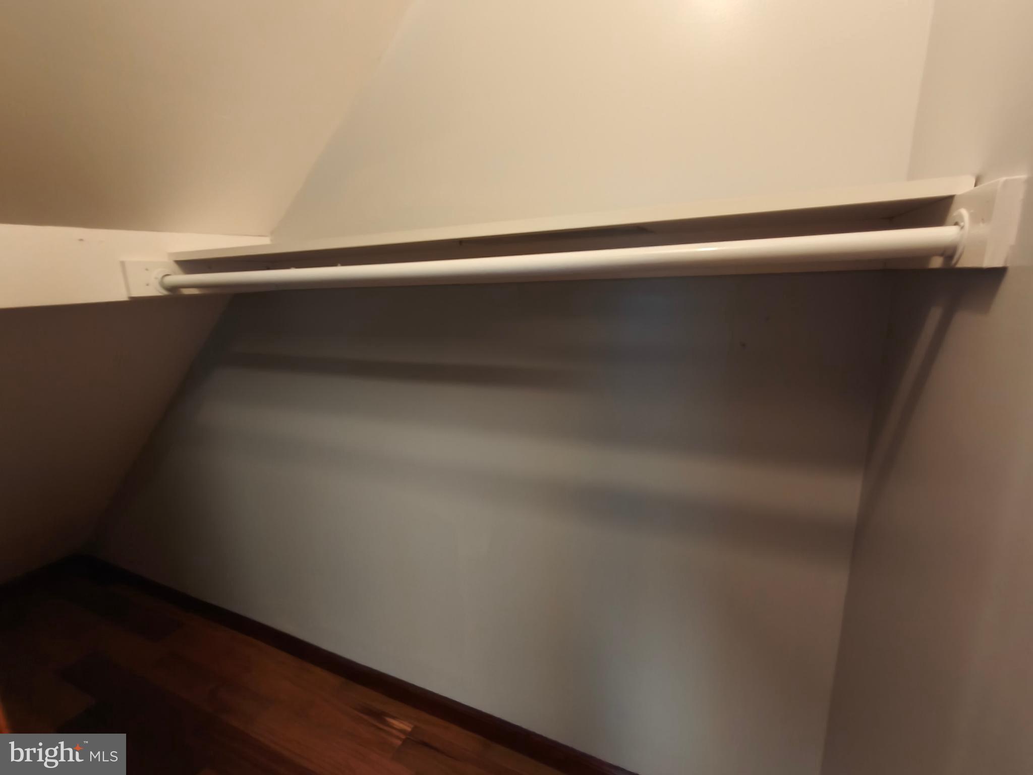 WEST POPLAR - Residential Lease