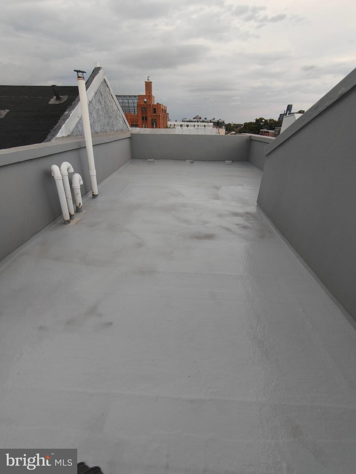 WEST POPLAR - Residential Lease