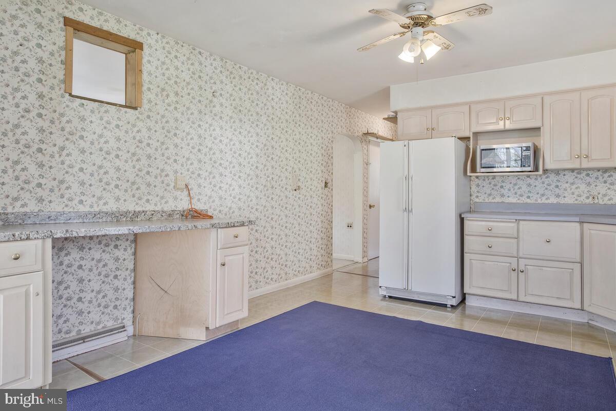 KINGSVILLE - Residential