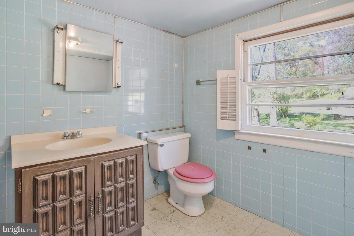 KINGSVILLE - Residential