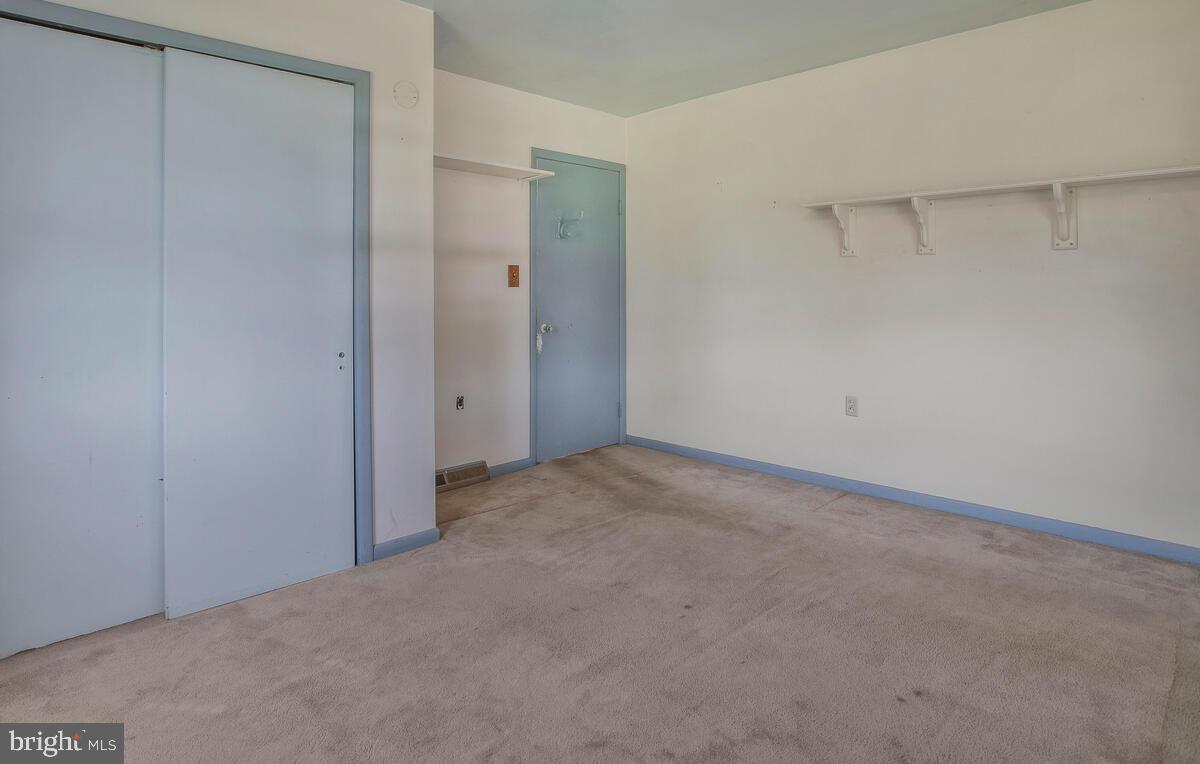 KINGSVILLE - Residential