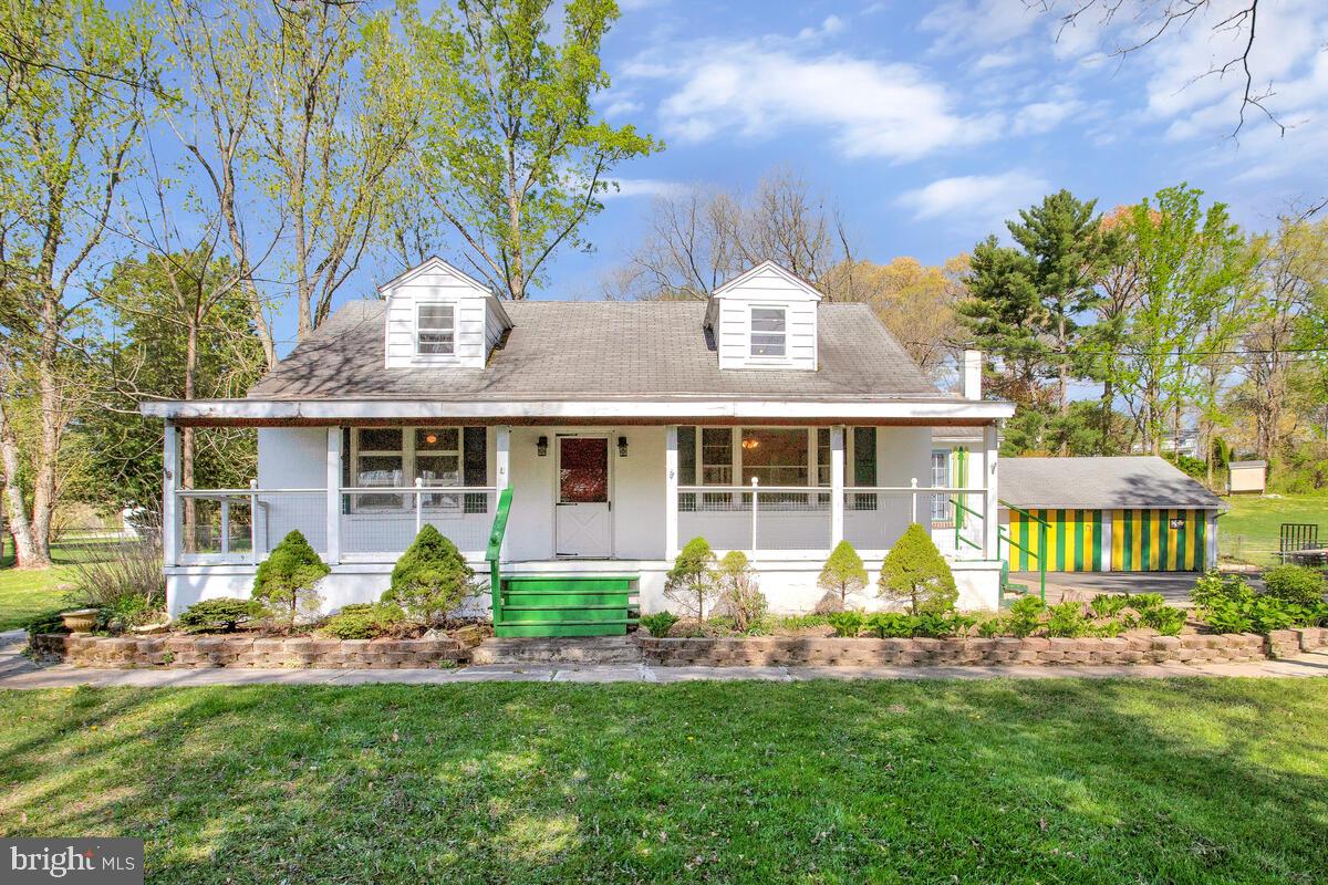 KINGSVILLE - Residential