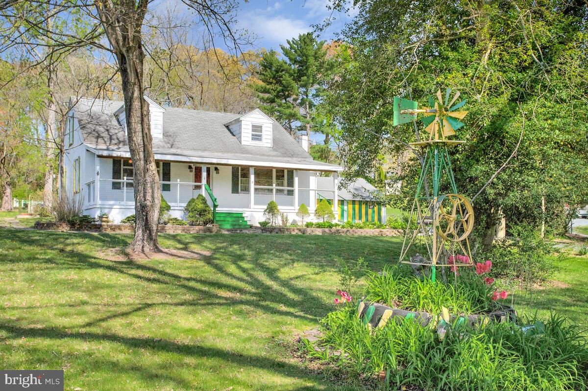 KINGSVILLE - Residential