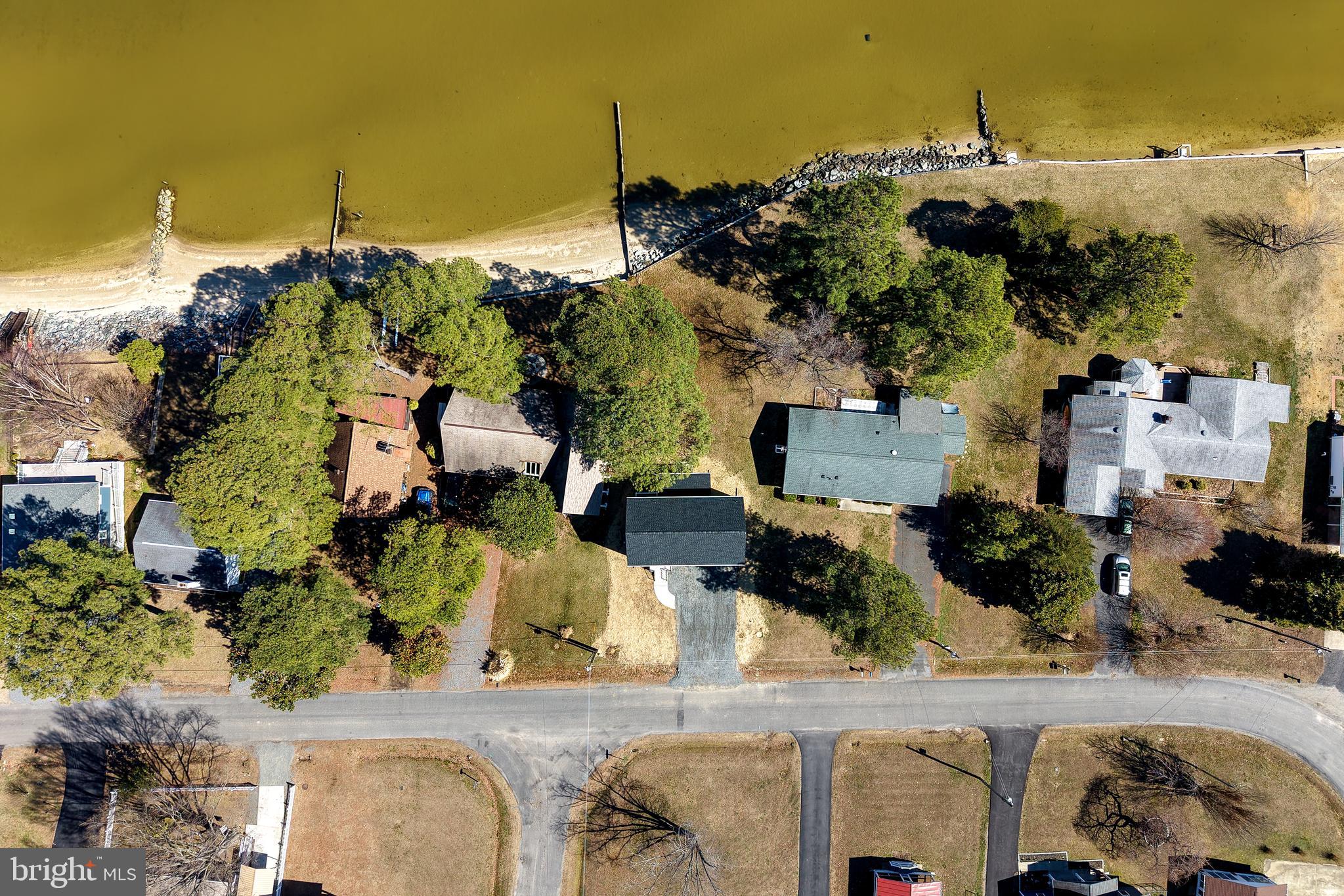 WESTMORELAND SHORES - Residential