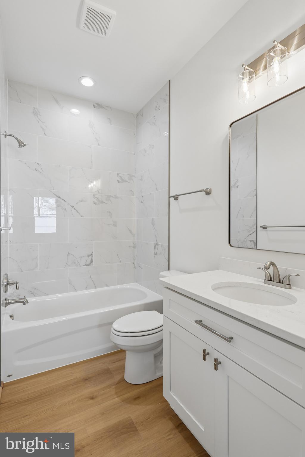 WESTMORELAND SHORES - Residential