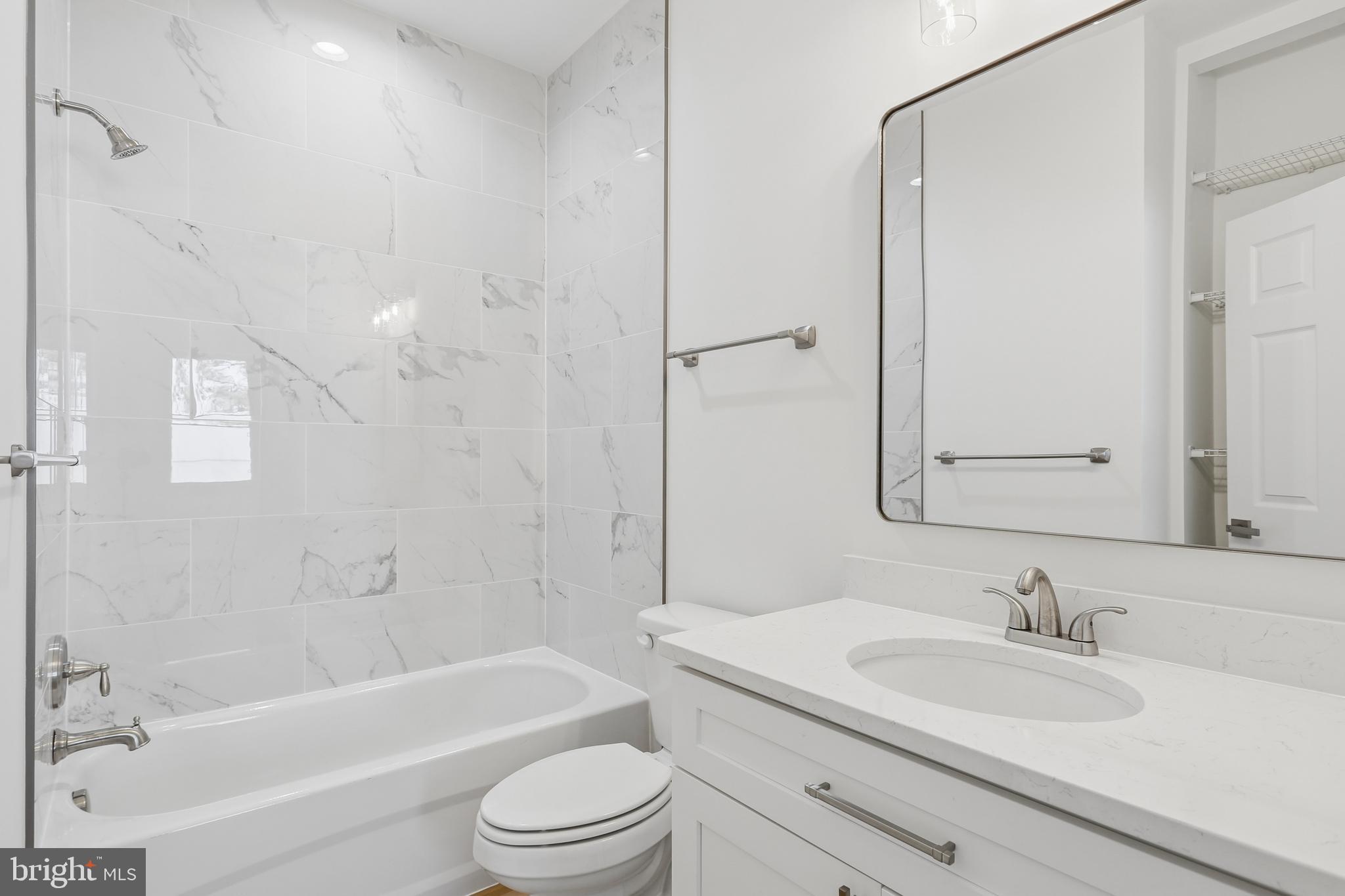 WESTMORELAND SHORES - Residential