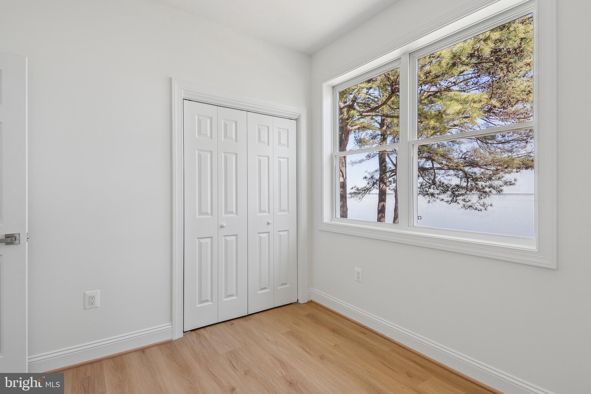 WESTMORELAND SHORES - Residential