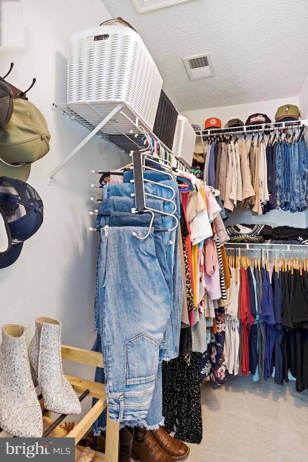 BAYVIEW HILLS - Residential