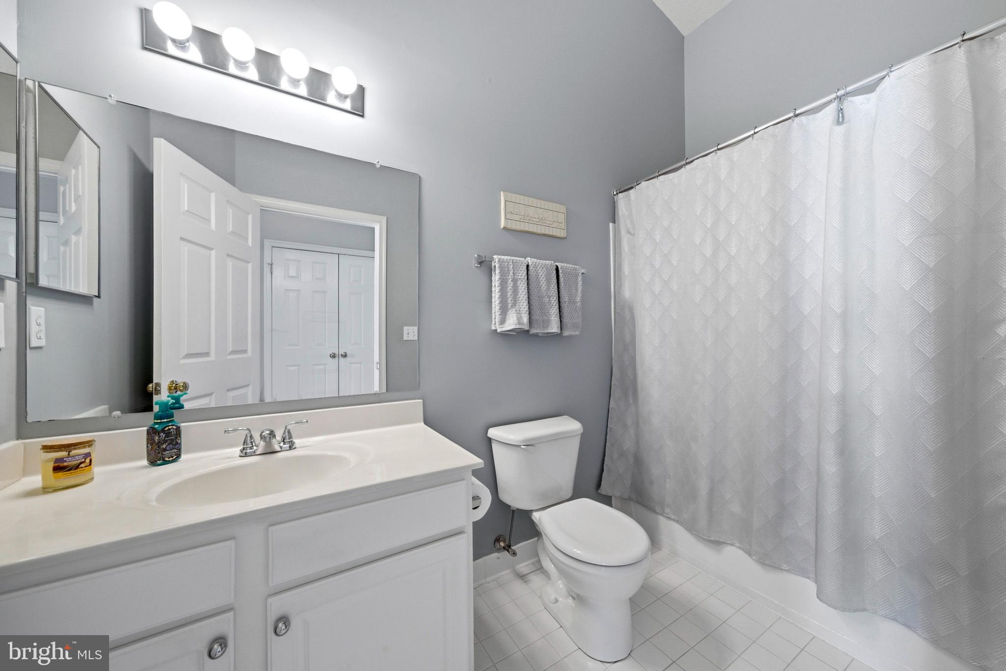 BAYVIEW HILLS - Residential