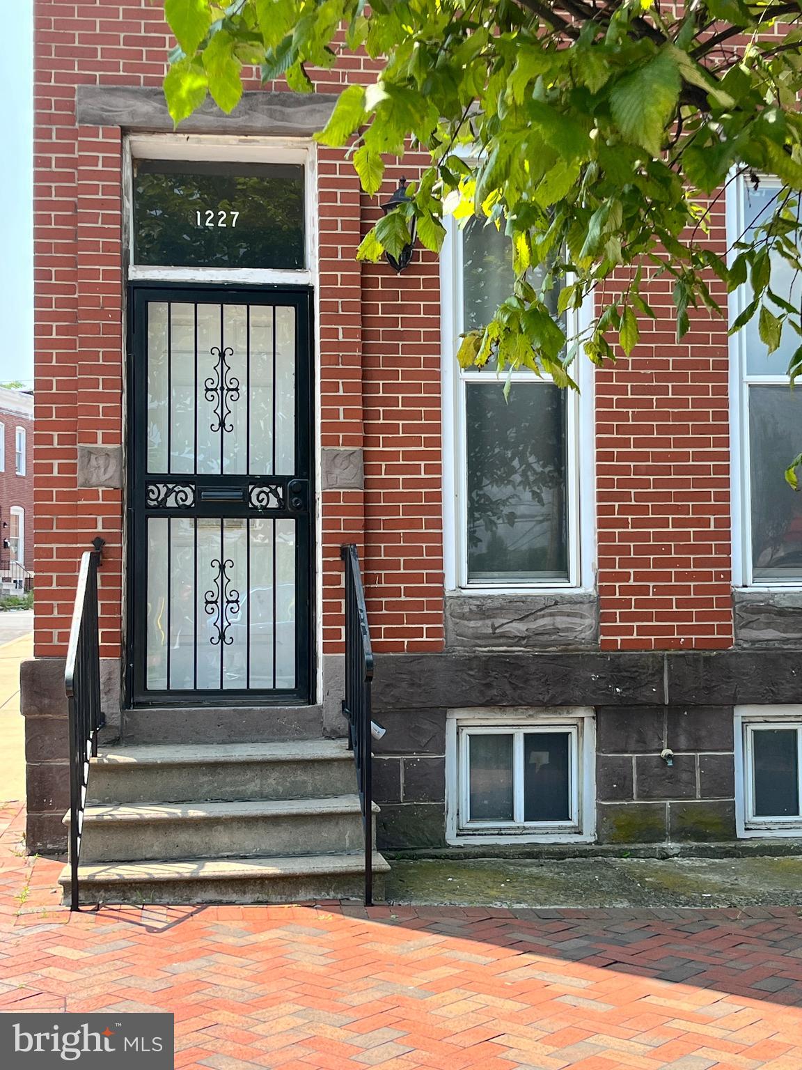 This spacious four bedroom - federal style - row house, near Station North and MICA (about 1.5 miles), is accompanied with hardwood floors, a large eat-in kitchen that leads out to a spacious and private backyard, and a welcoming living room for relaxing or entertaining. Close to transportation, local businesses and colleges. Make it your home or a great rental unit.
