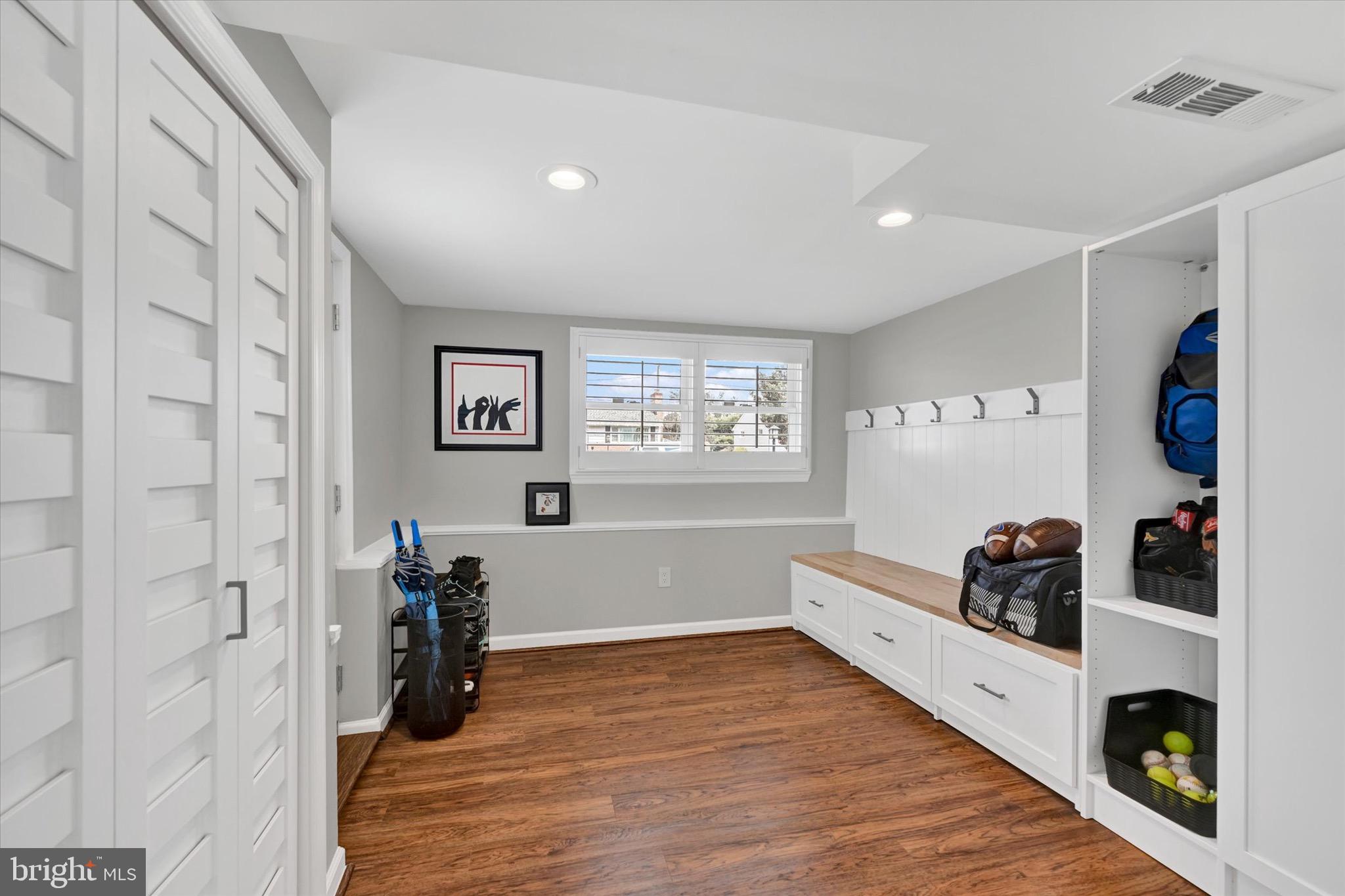 THORNLEIGH - Residential