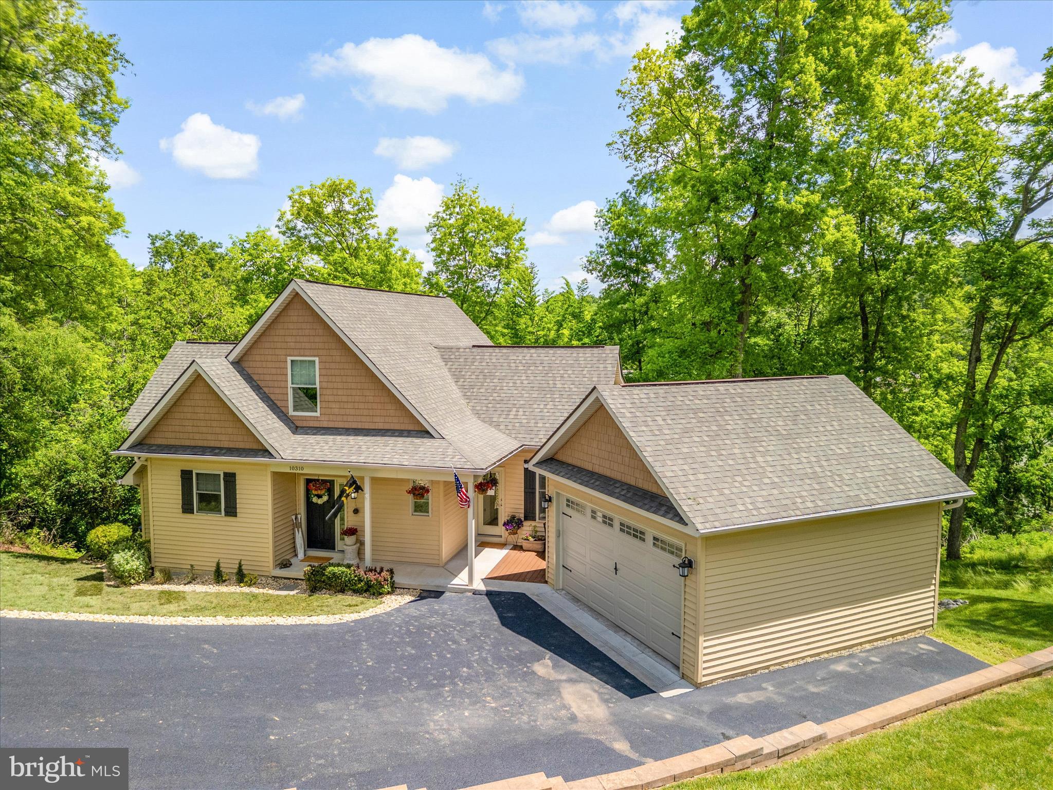 COLDSTREAM - Residential