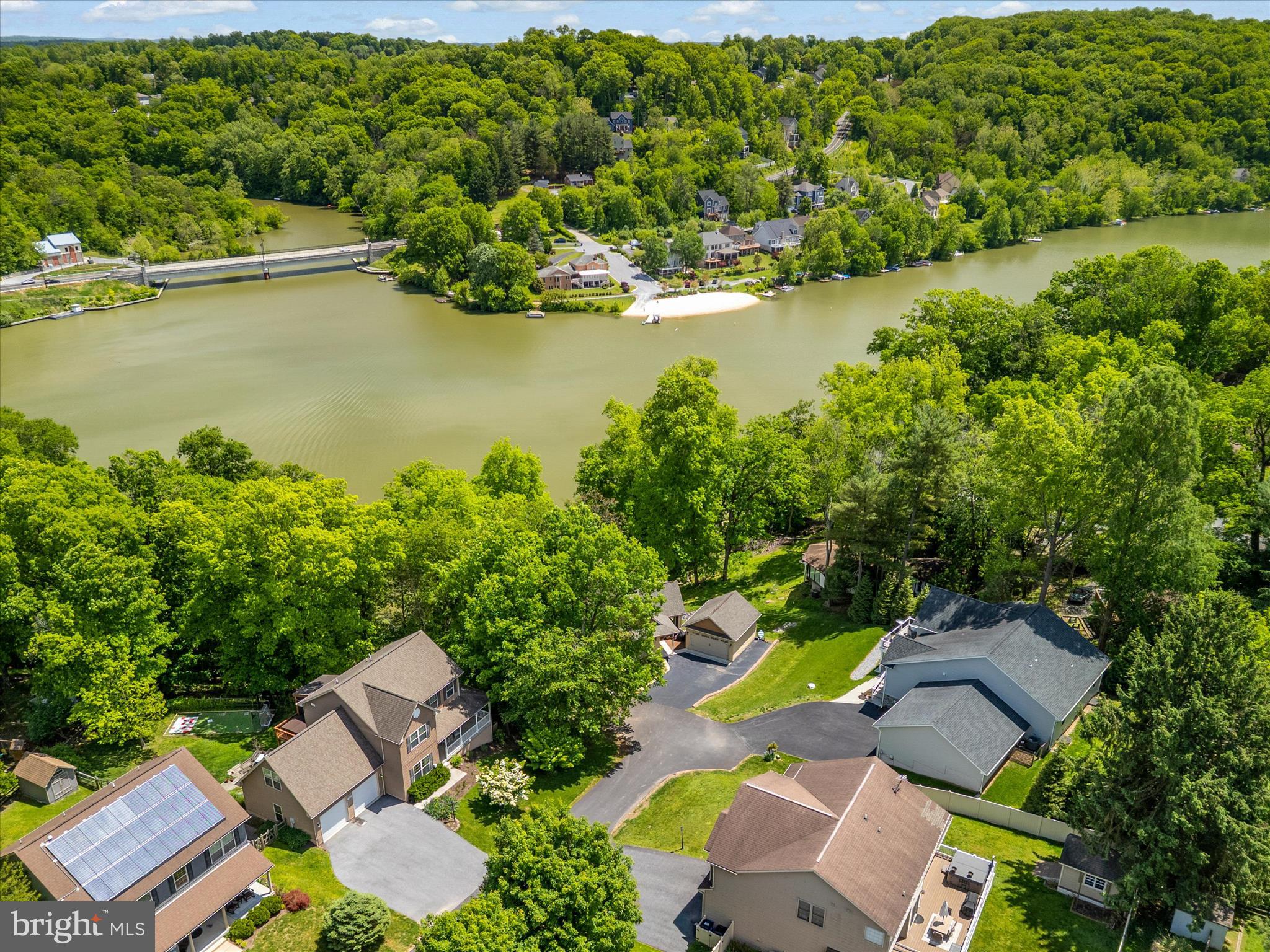 COLDSTREAM - Residential