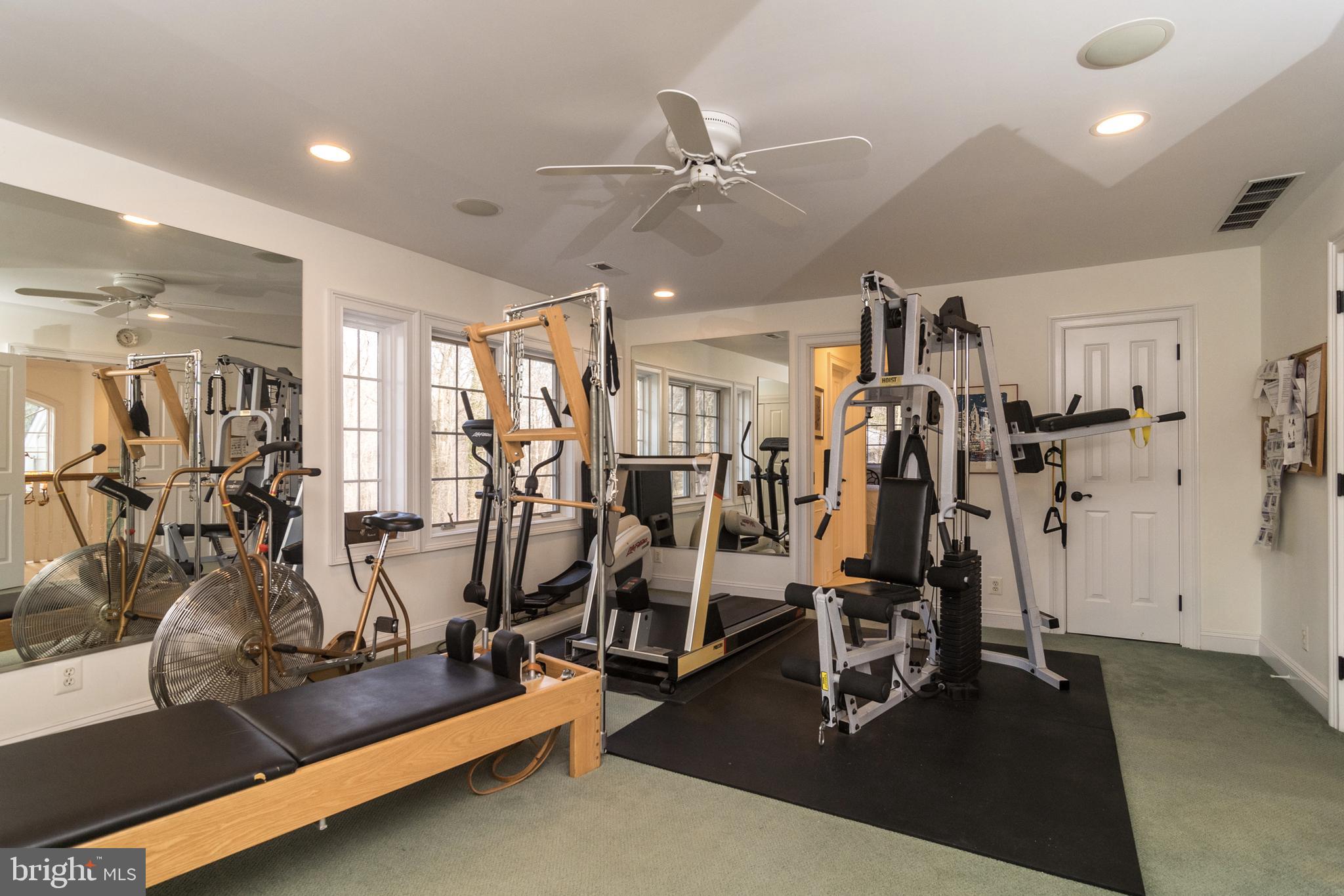 LAFAYETTE HILL - Residential