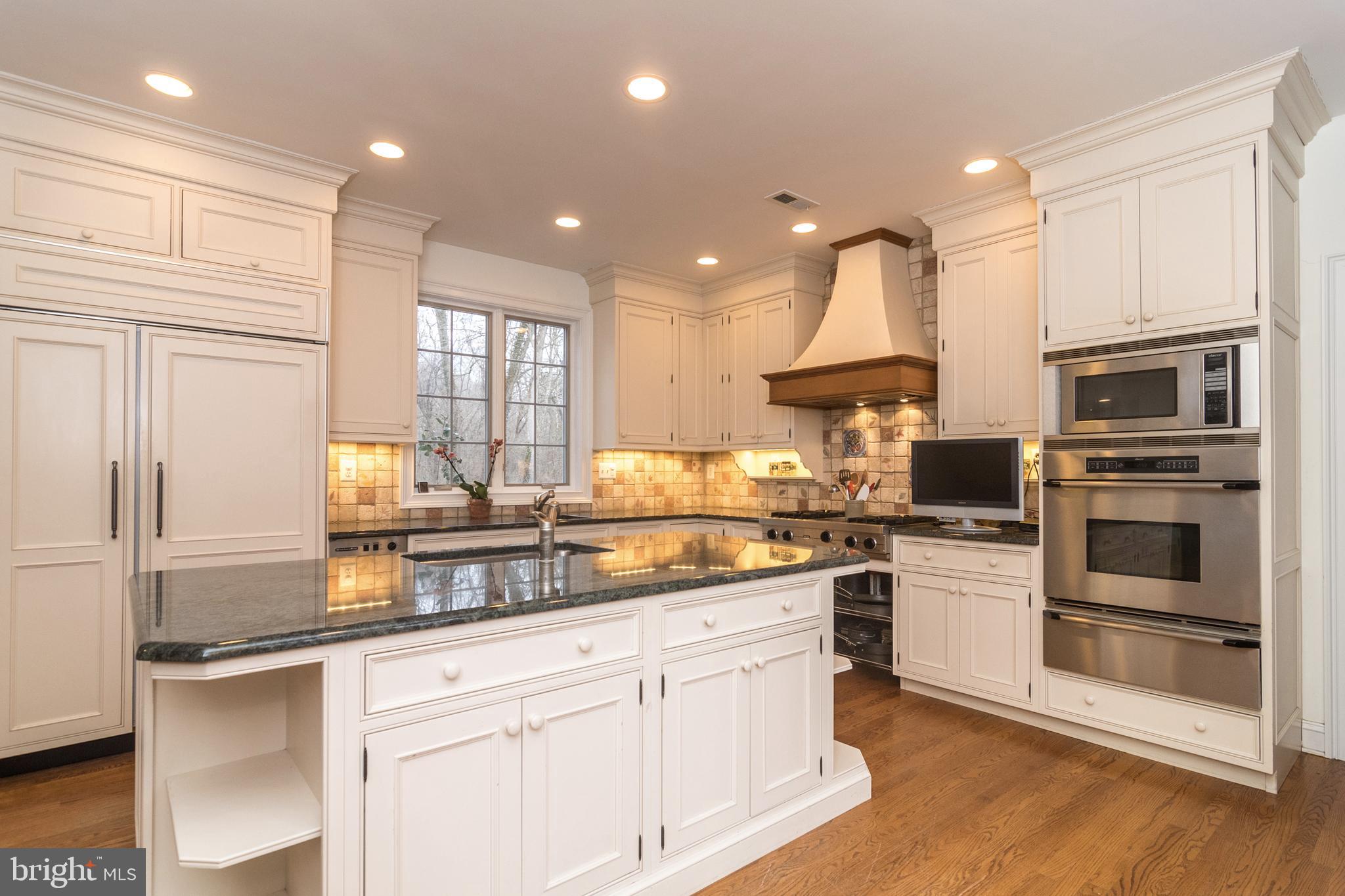 LAFAYETTE HILL - Residential