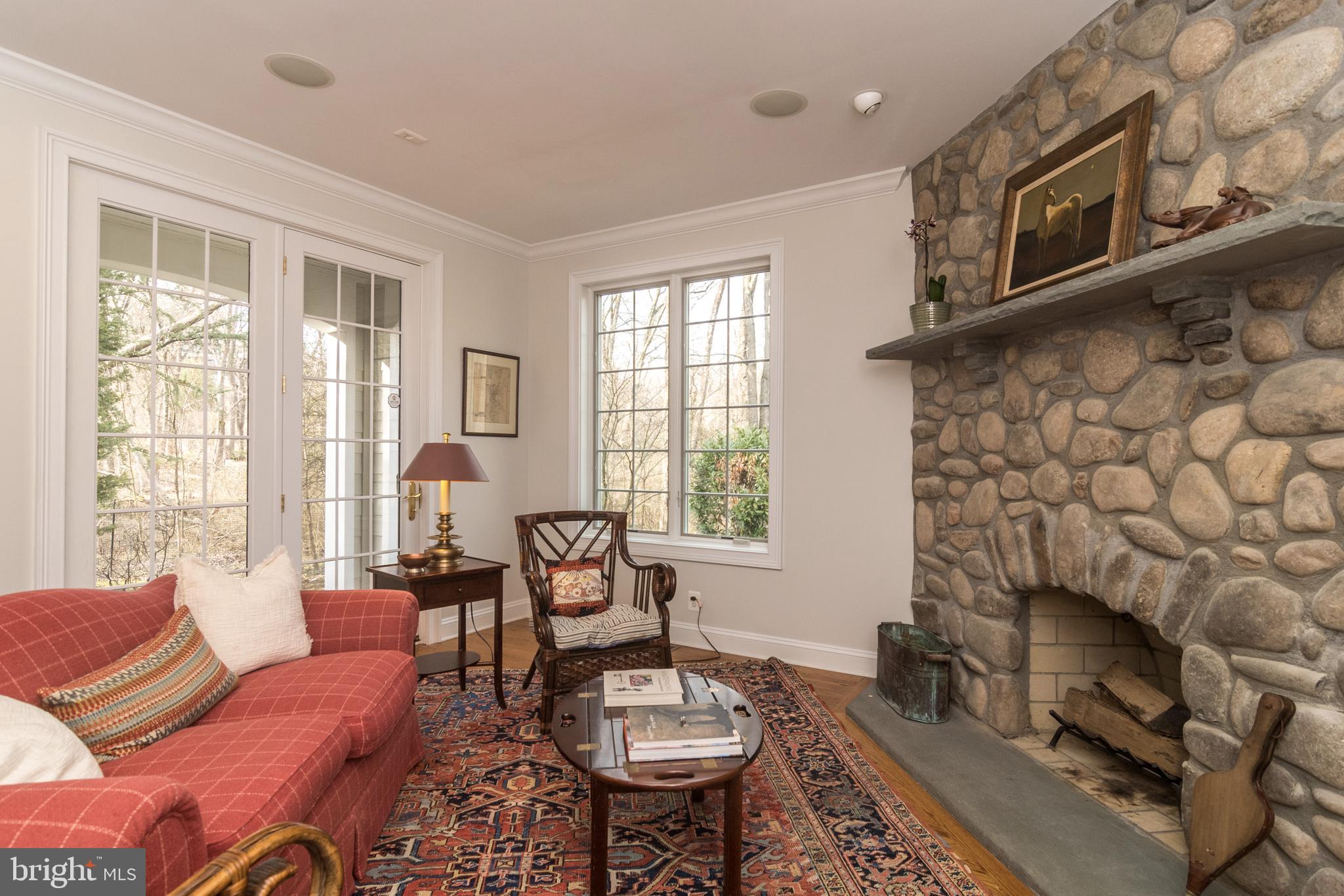 LAFAYETTE HILL - Residential