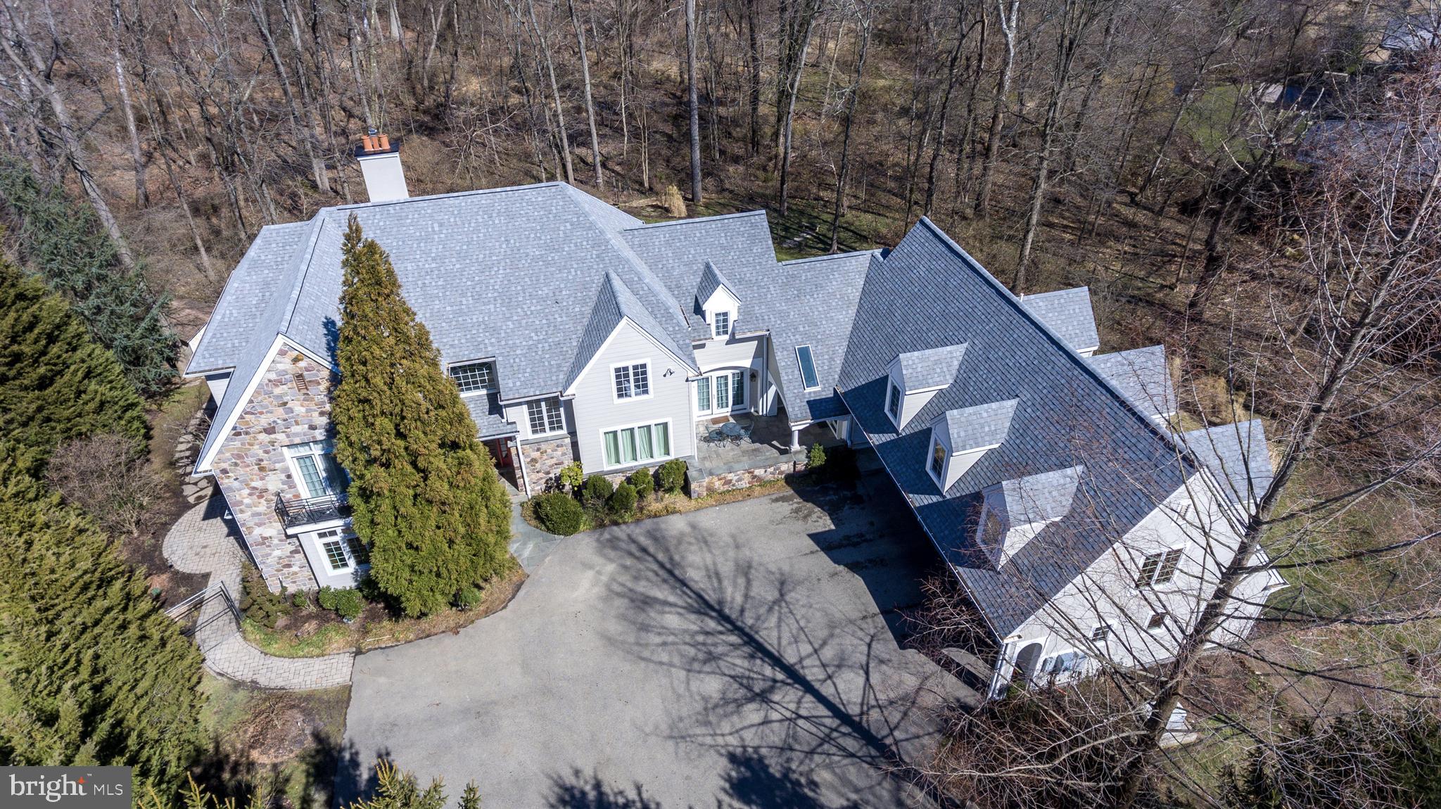 LAFAYETTE HILL - Residential