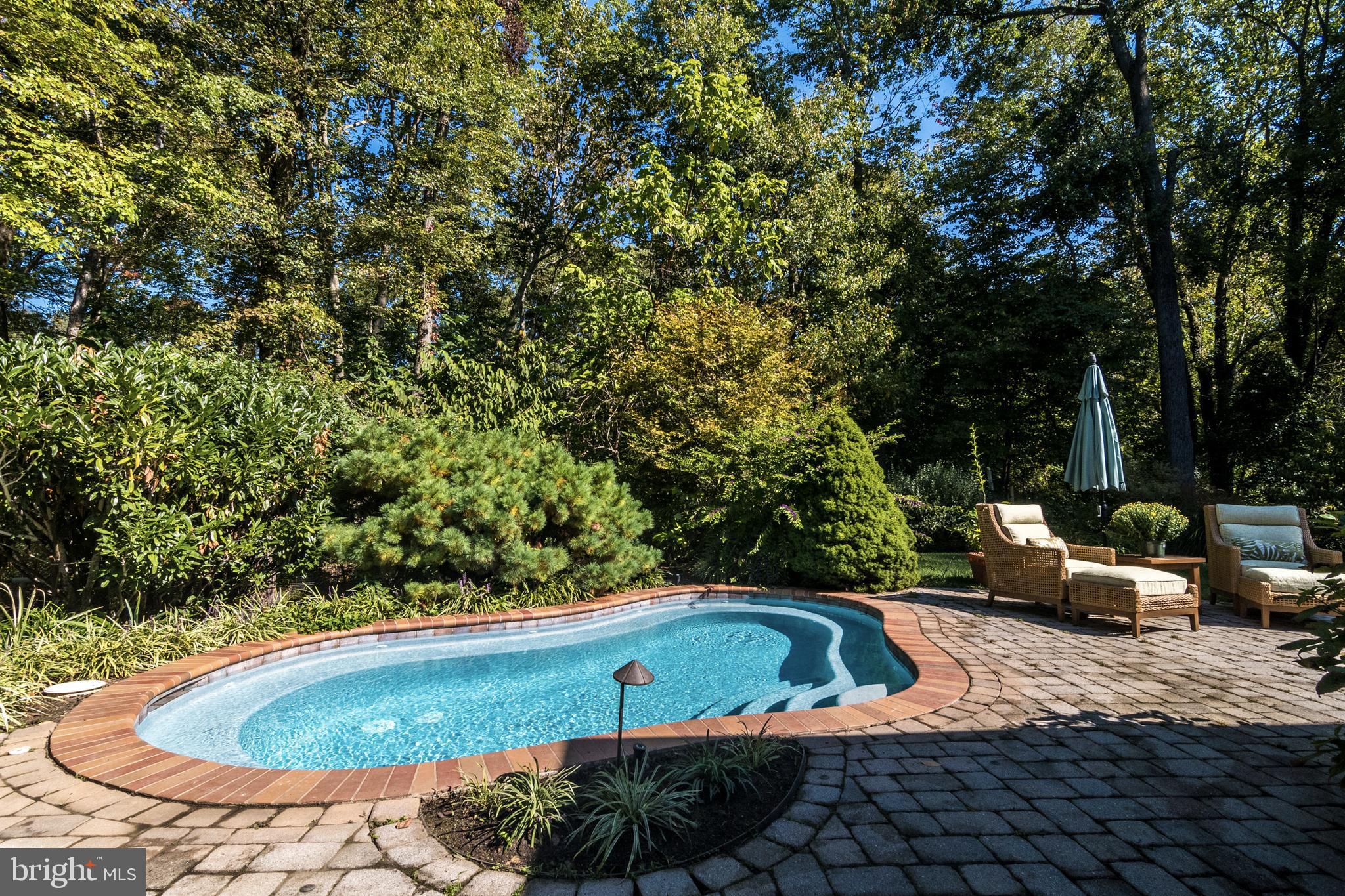 LAFAYETTE HILL - Residential