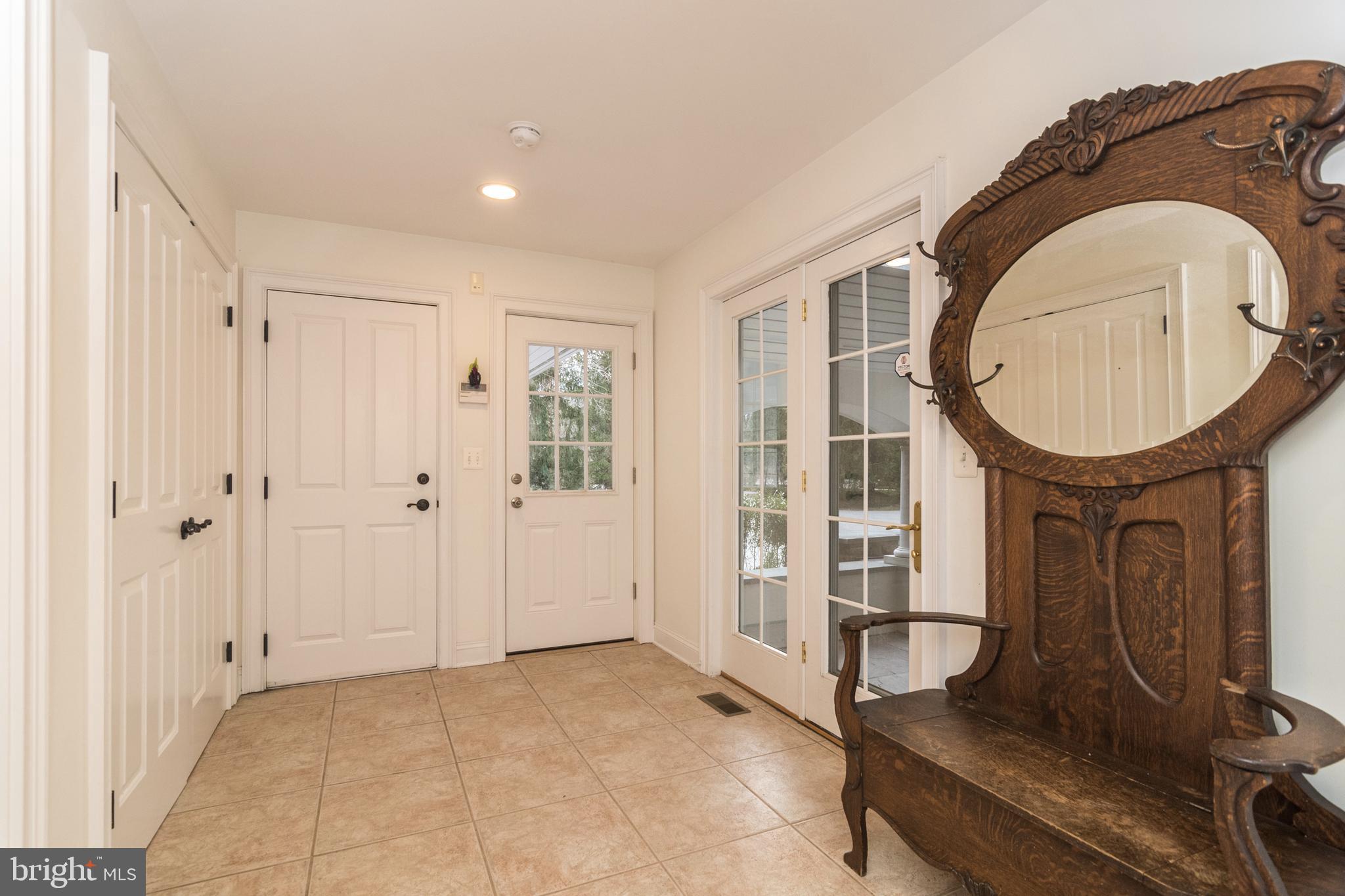 LAFAYETTE HILL - Residential