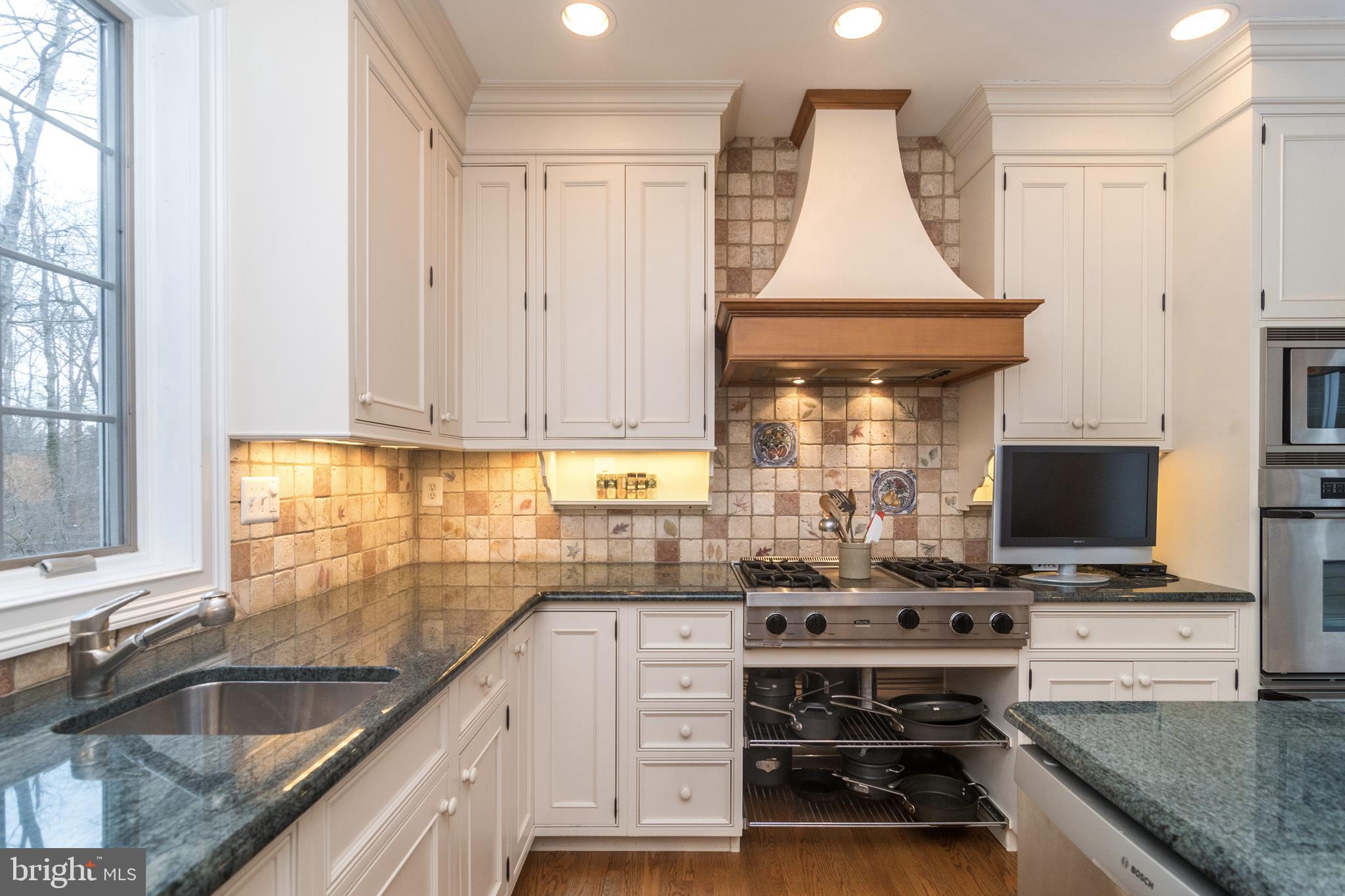 LAFAYETTE HILL - Residential