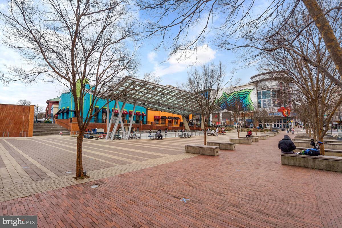 WOODSIDE - Residential Lease