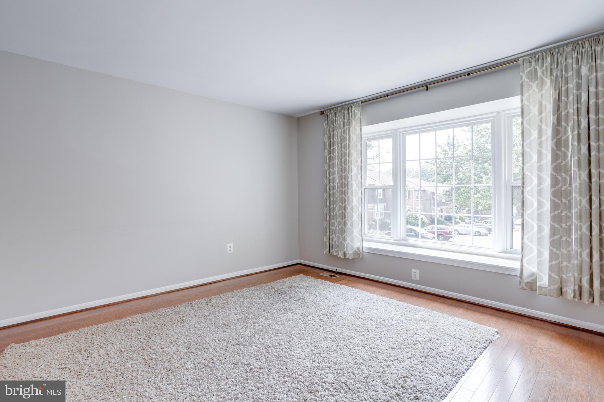 KINGS PARK WEST - Residential Lease