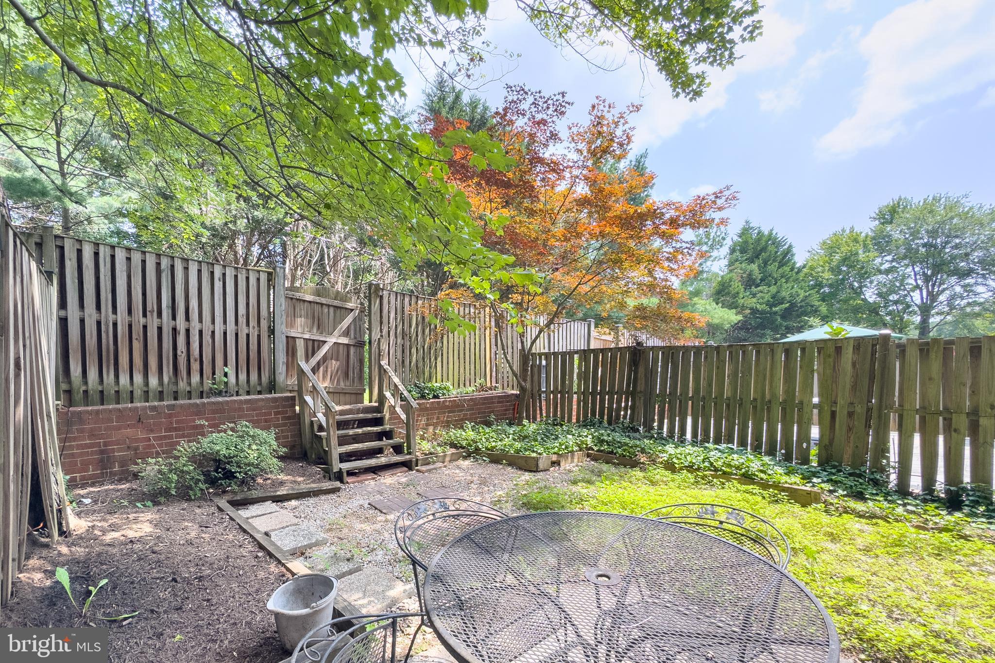 KINGS PARK WEST - Residential Lease