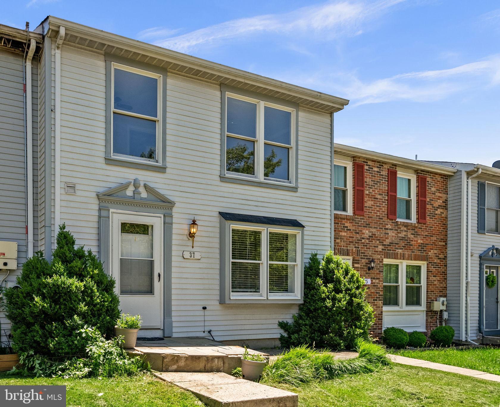 37 SHELLDRAKE COURT