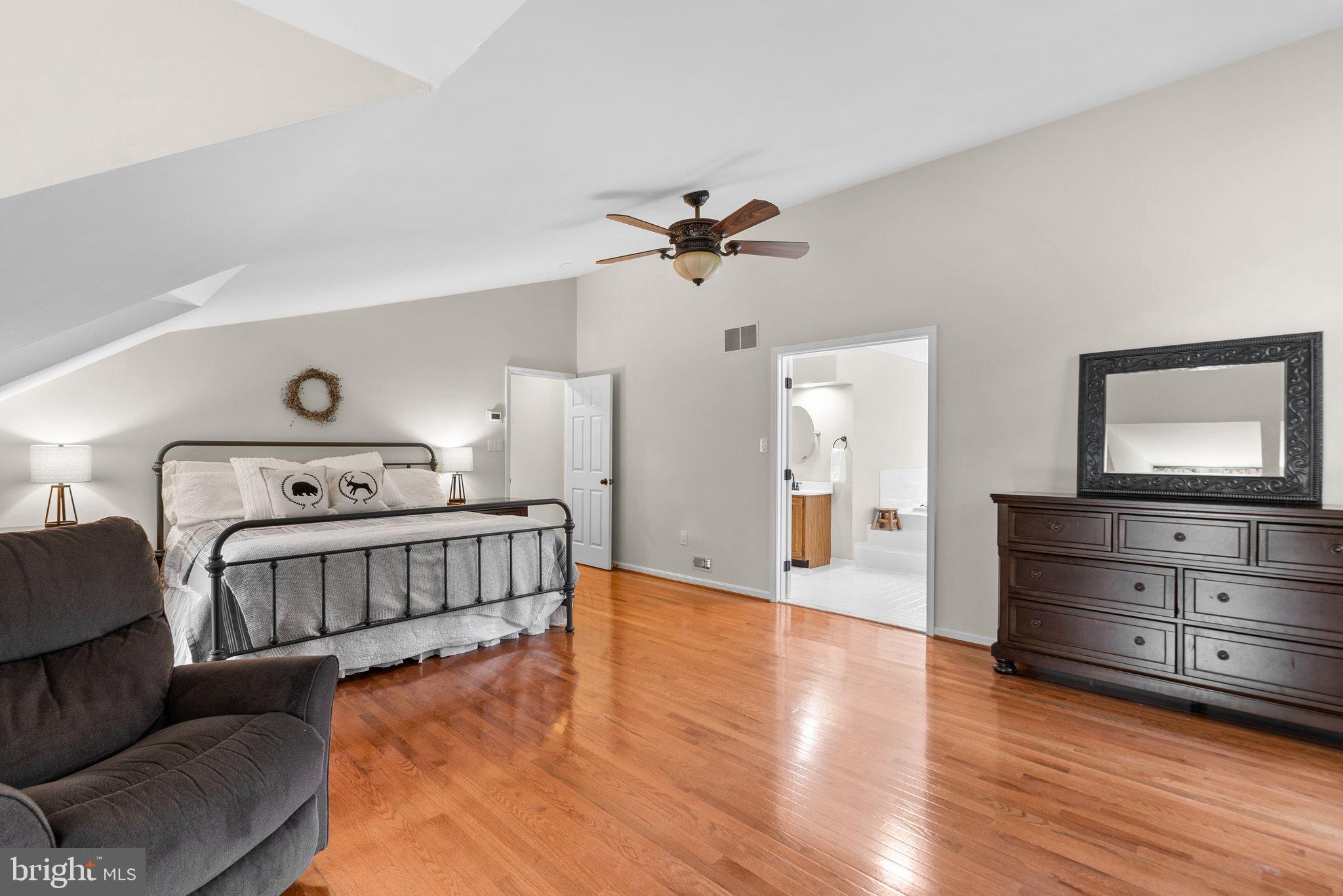 SAYBROOKE - Residential