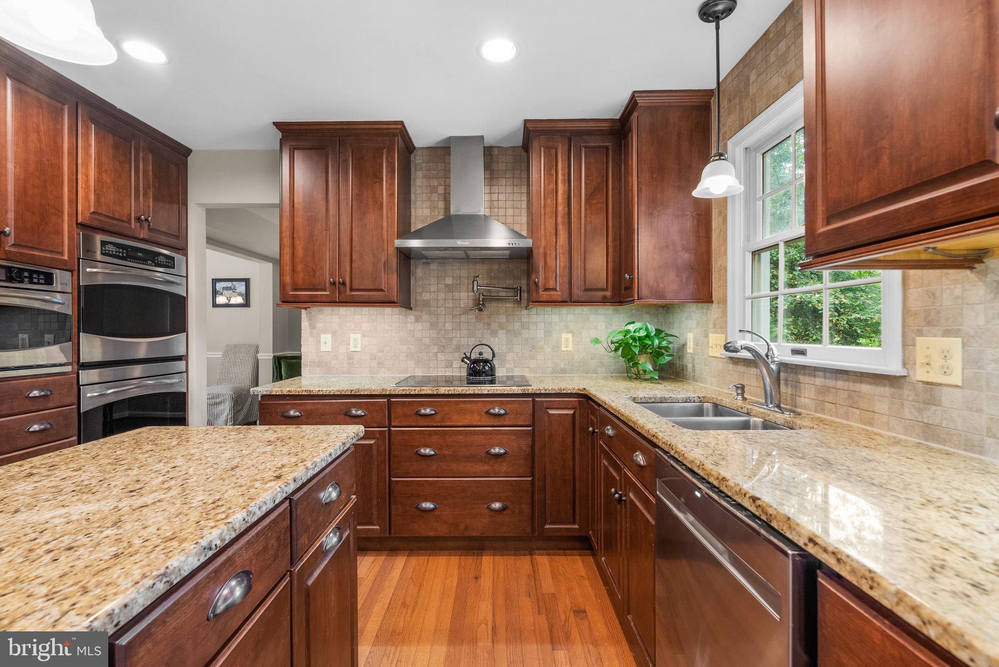 SAYBROOKE - Residential