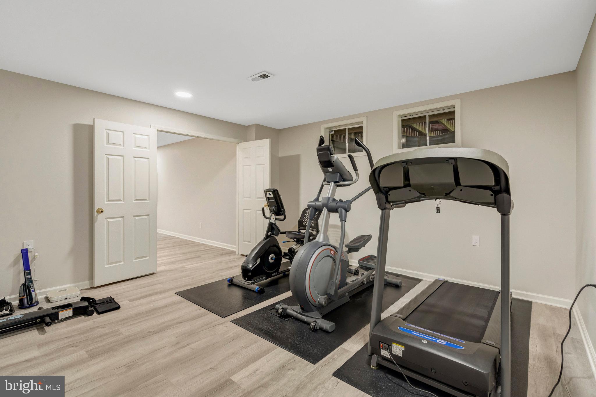 WALNEY ROAD - Residential