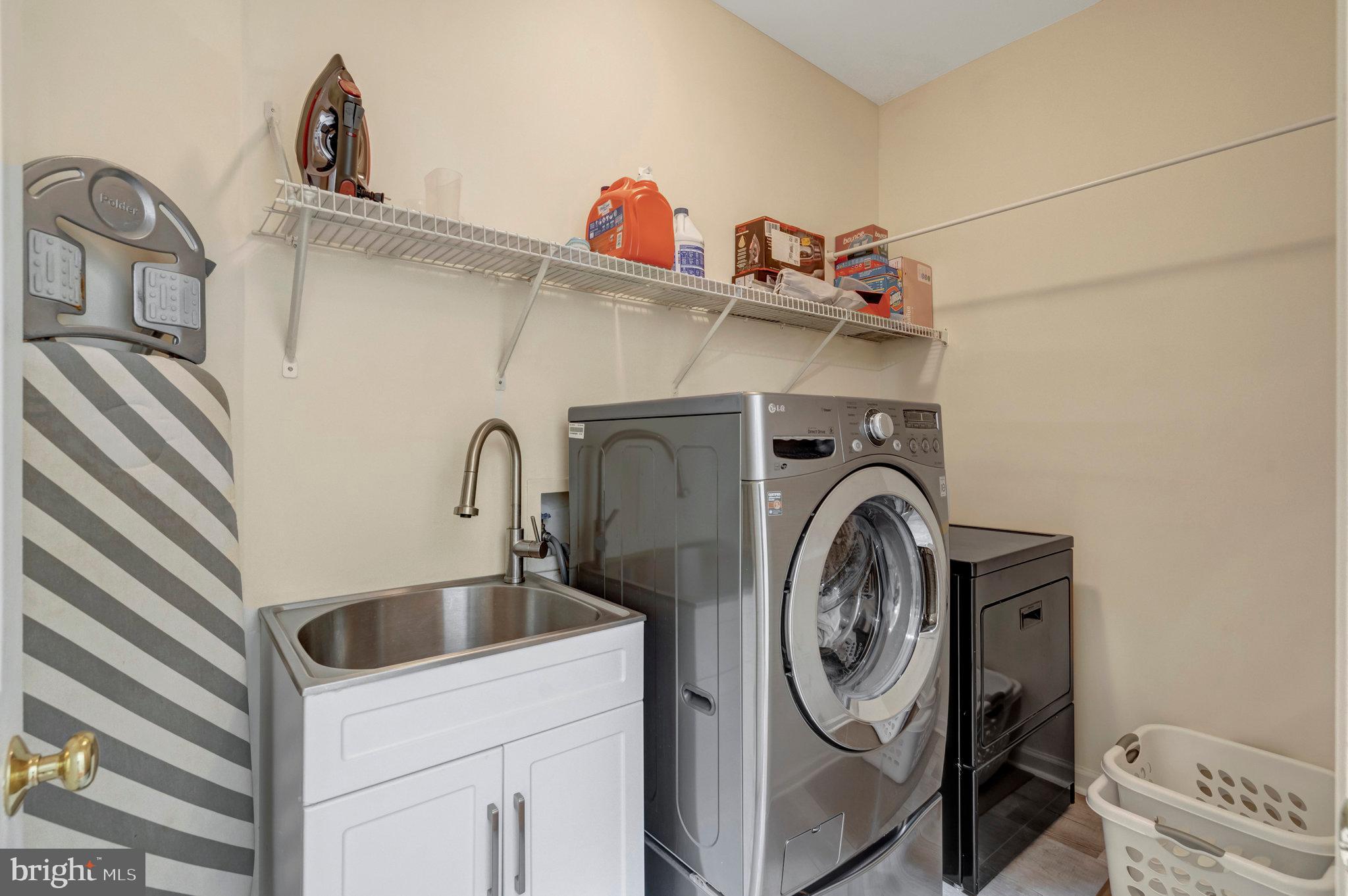 WALNEY ROAD - Residential