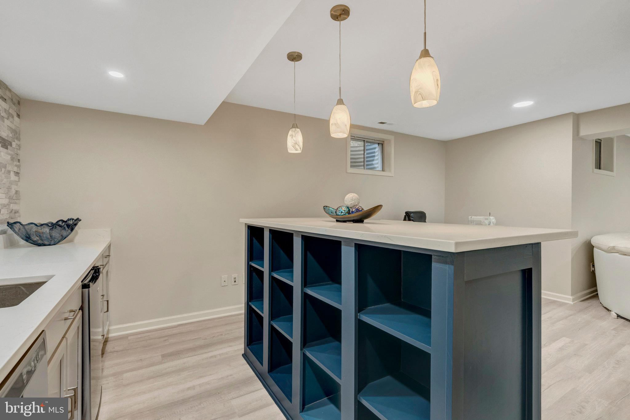 WALNEY ROAD - Residential