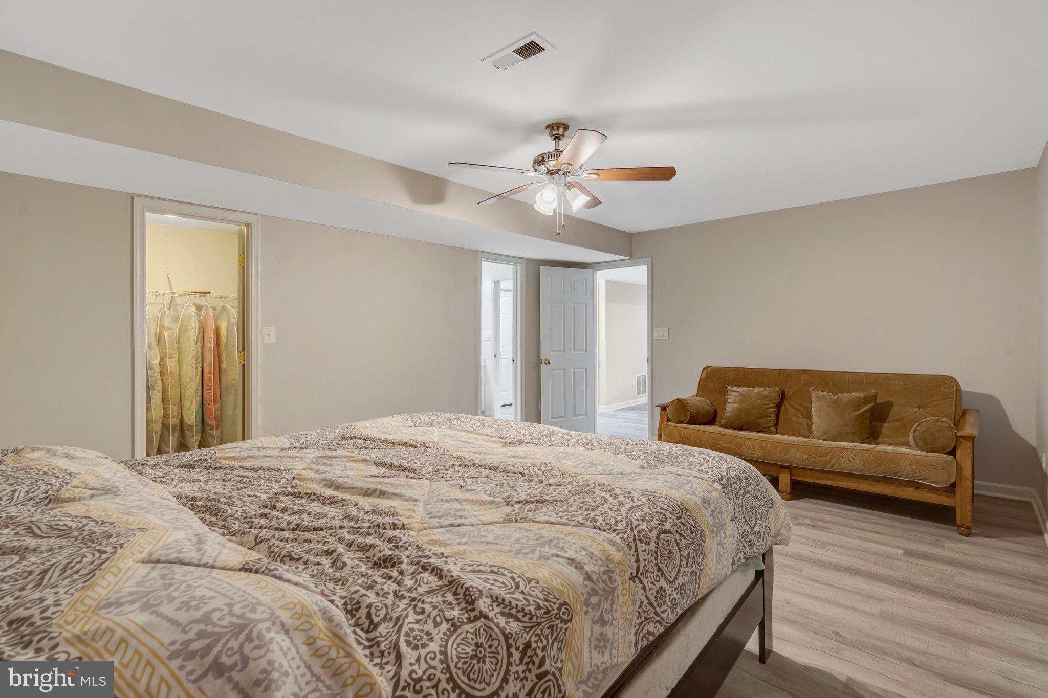 WALNEY ROAD - Residential