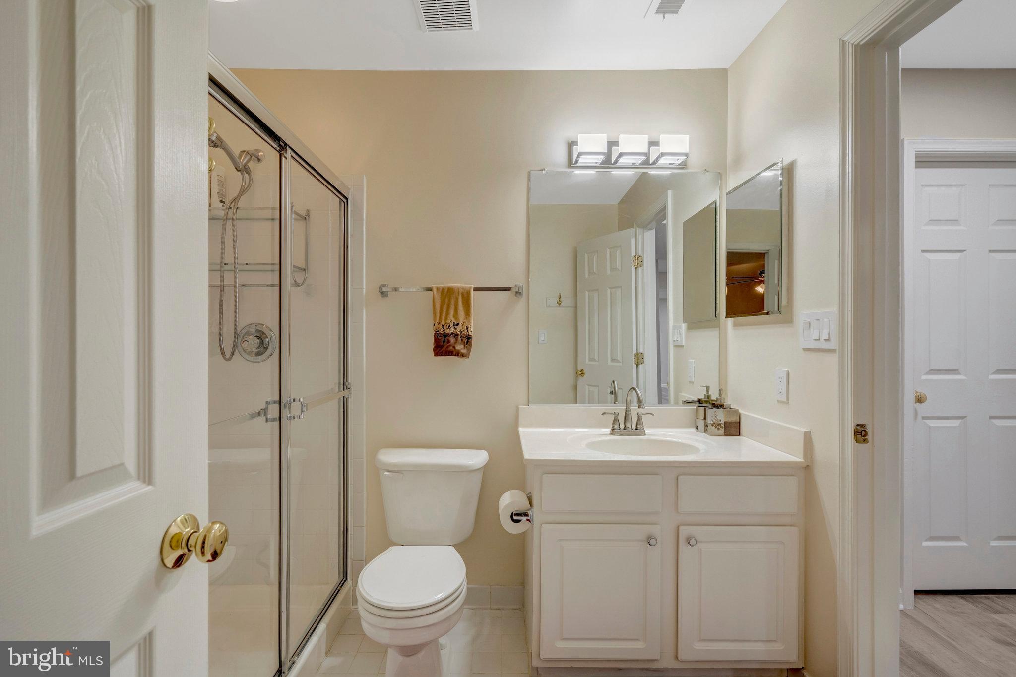 WALNEY ROAD - Residential