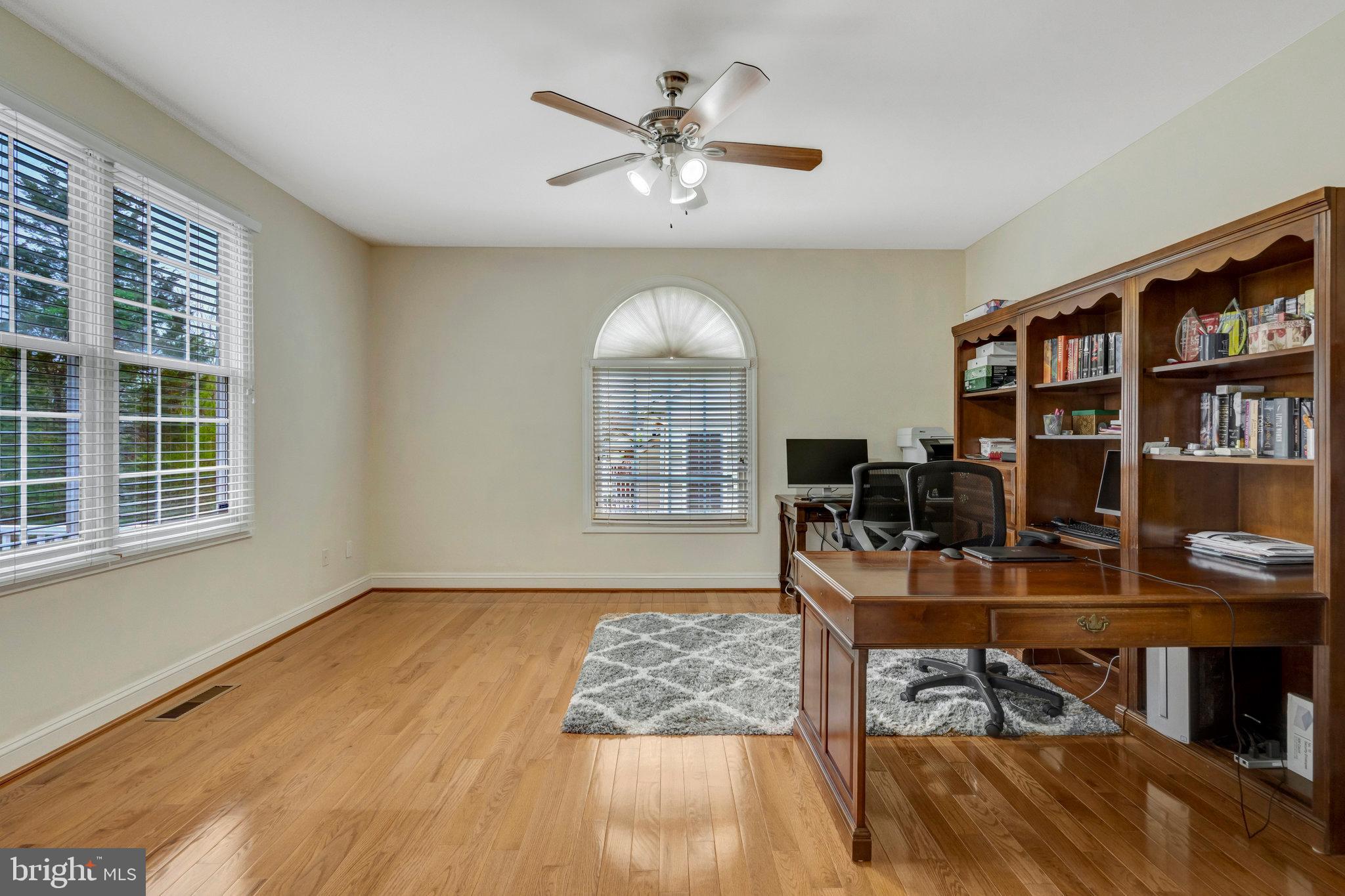 WALNEY ROAD - Residential