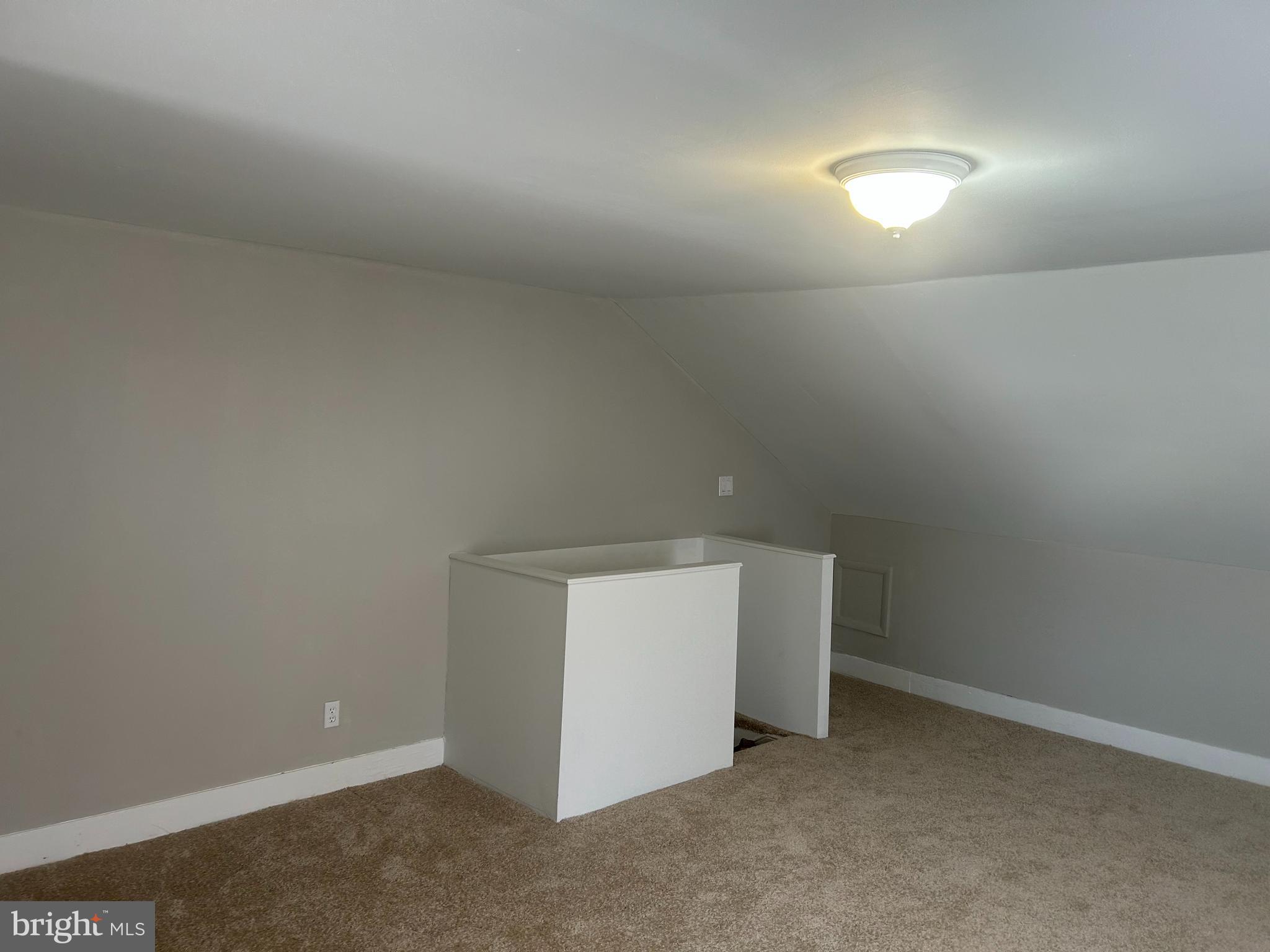 HOLMESBURG - Residential