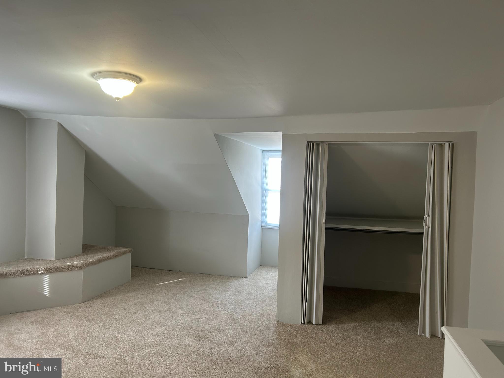 HOLMESBURG - Residential