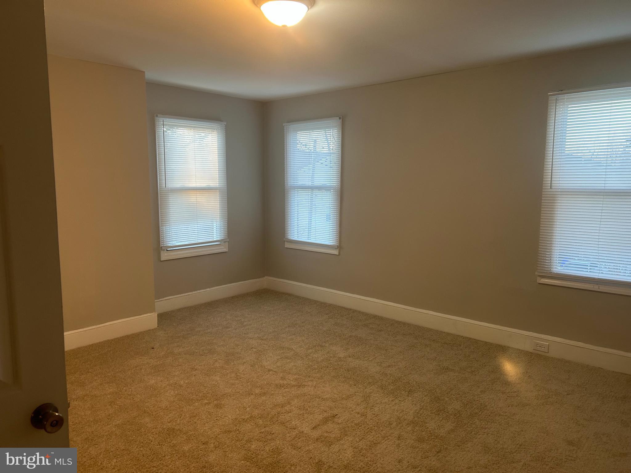 HOLMESBURG - Residential