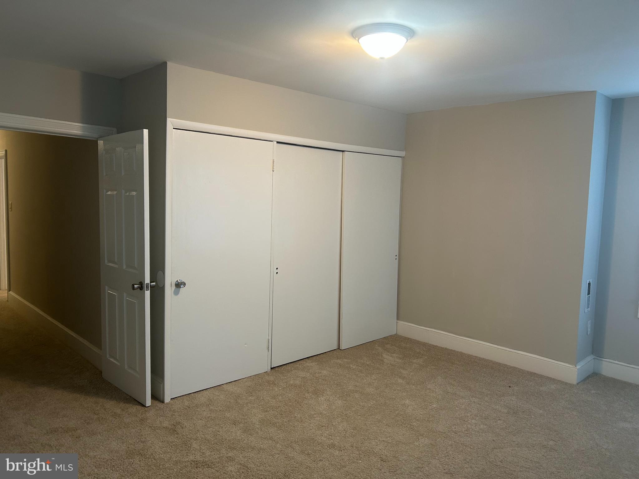 HOLMESBURG - Residential