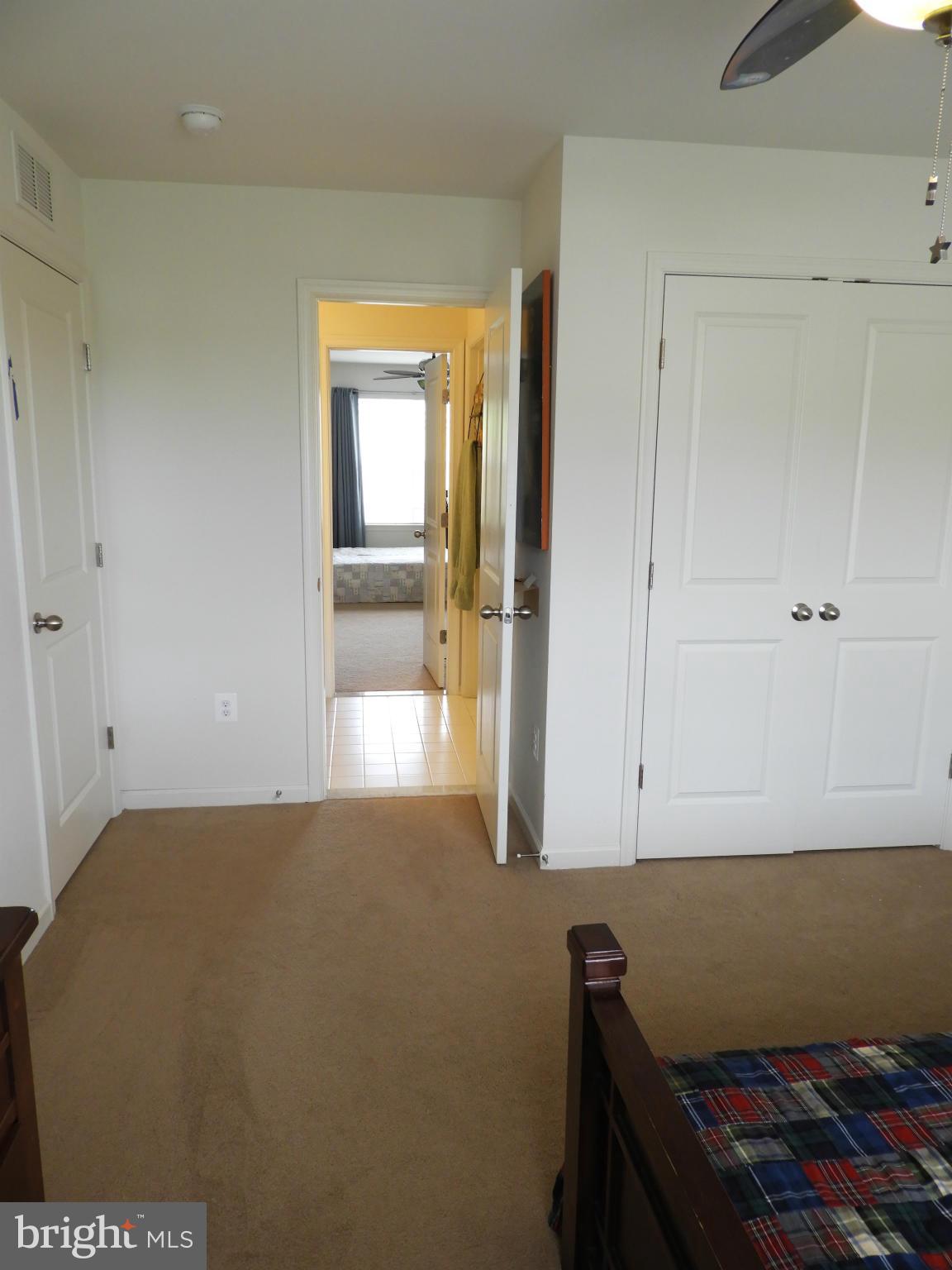 DUTCHMANS CREEK HAMLET - Residential Lease